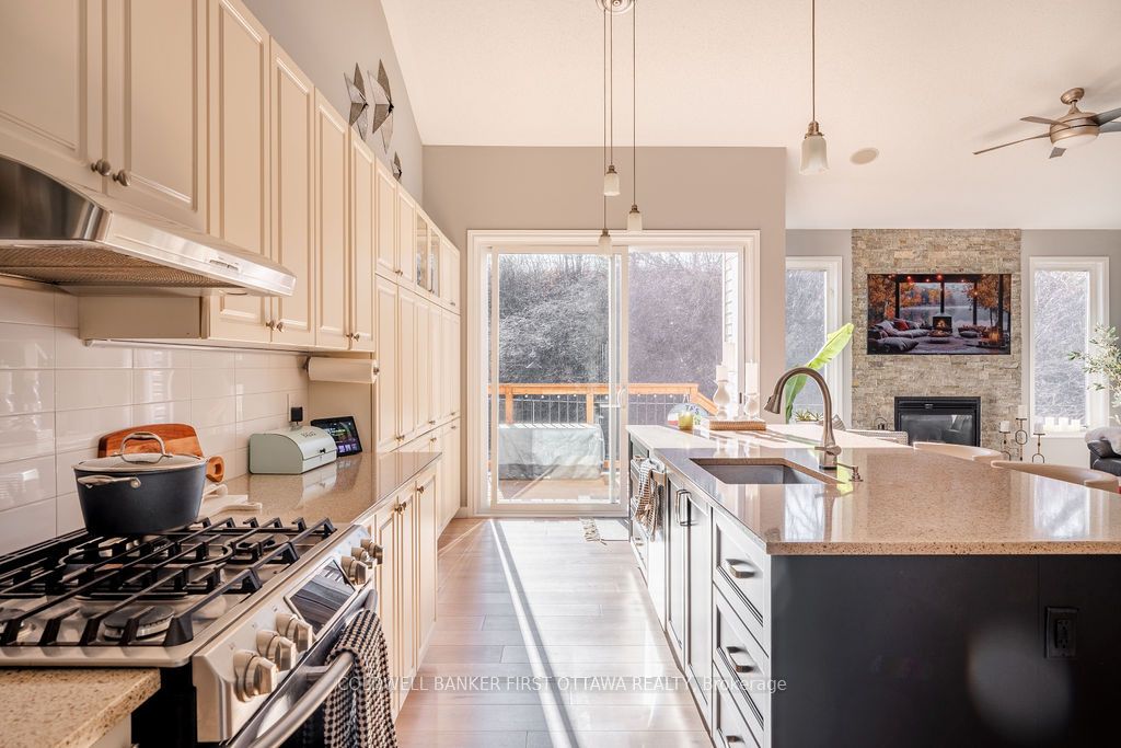 87 Wolff Crescent Property Photo 12