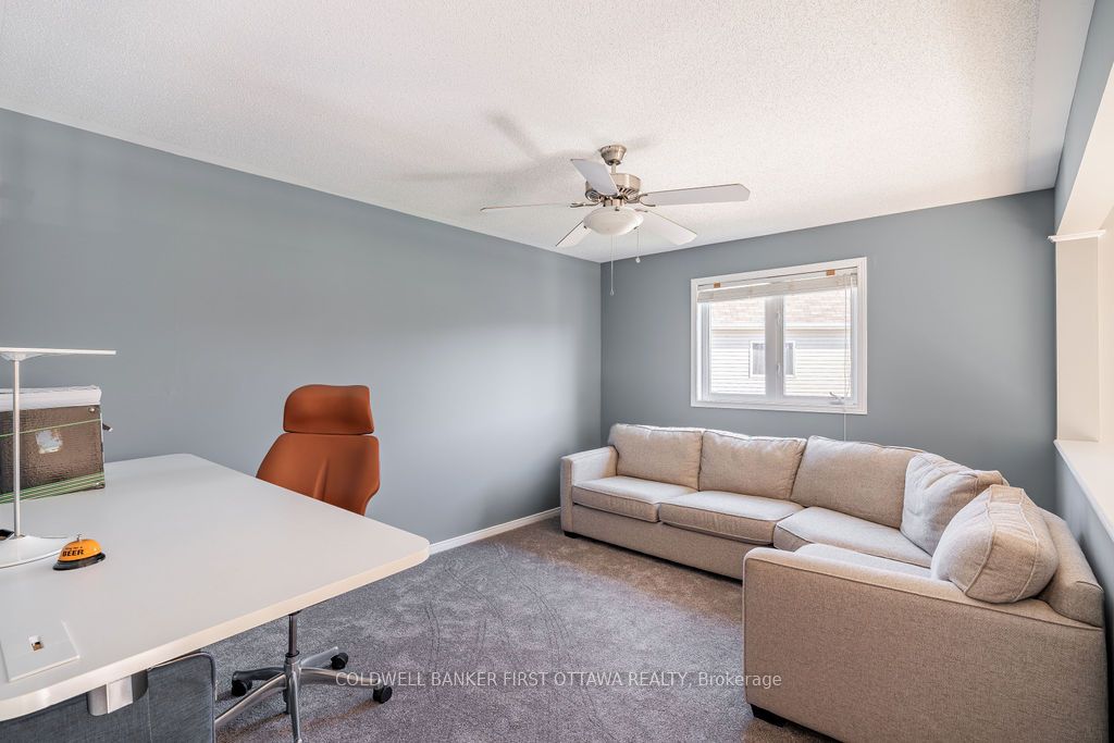 87 Wolff Crescent Property Photo 18