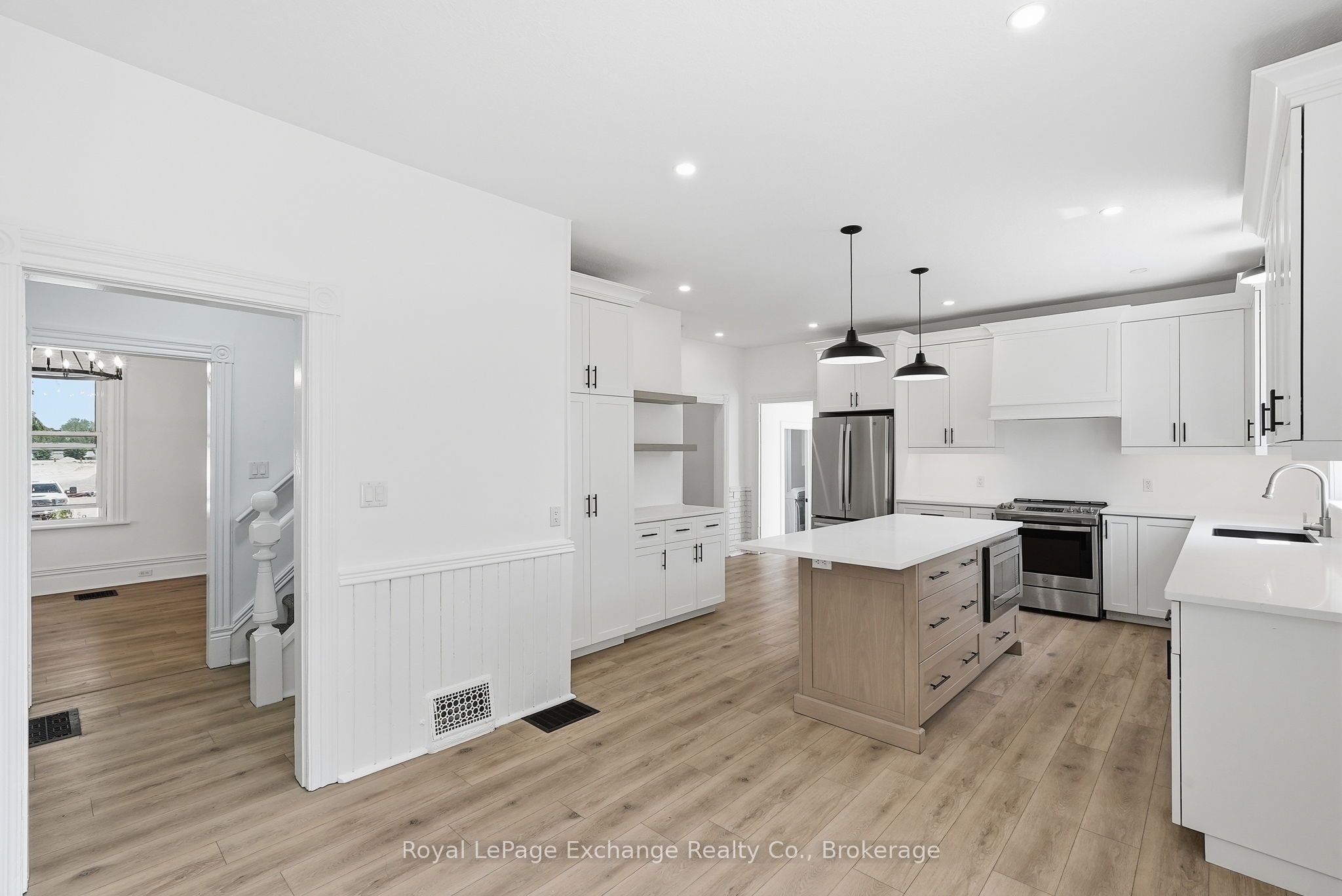 174393 Mulock Road Property Photo 9