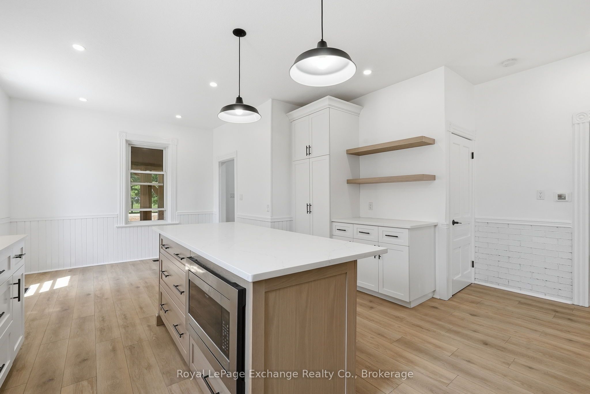 174393 Mulock Road Property Photo 16