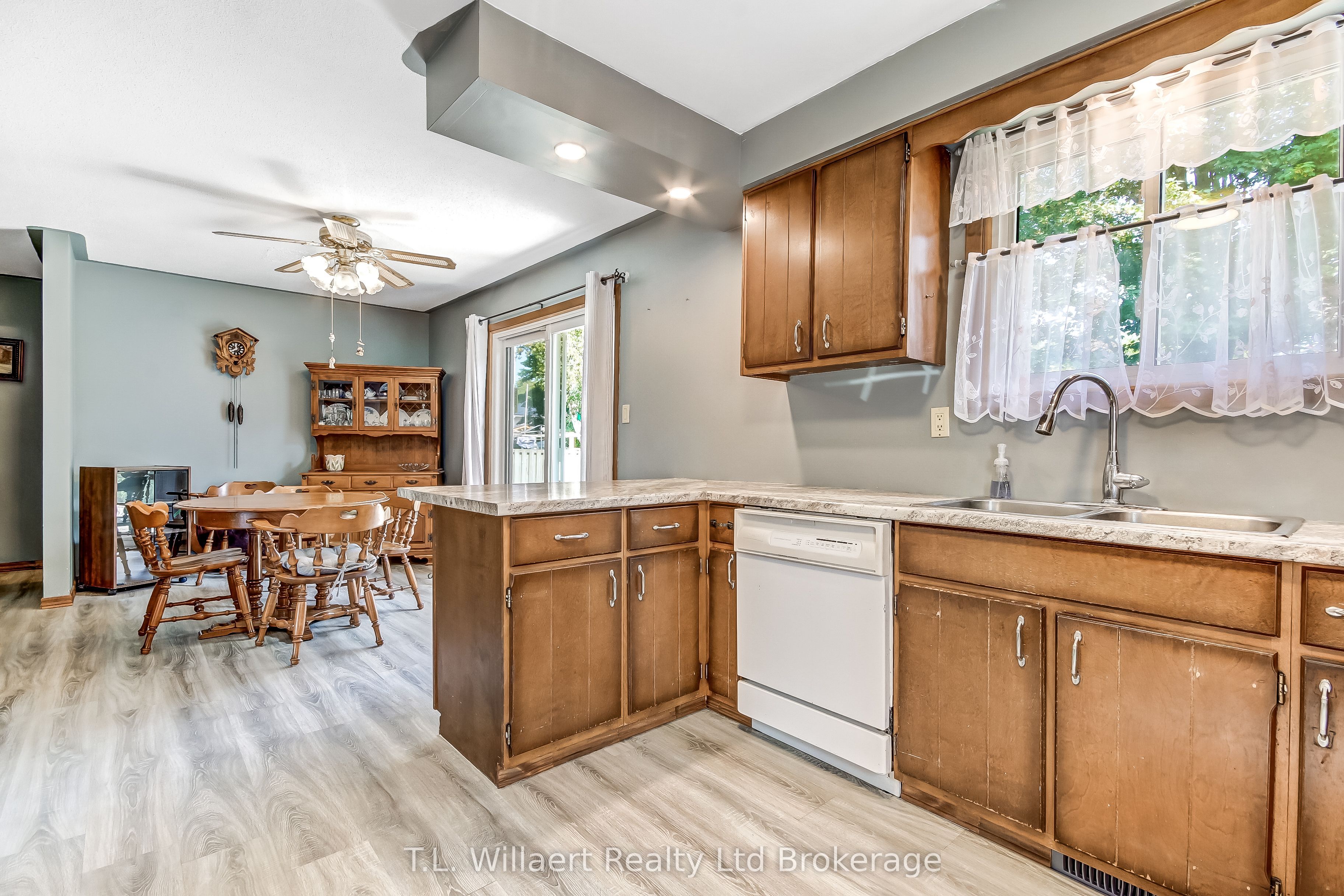 12 Alba Avenue Property Photo 6