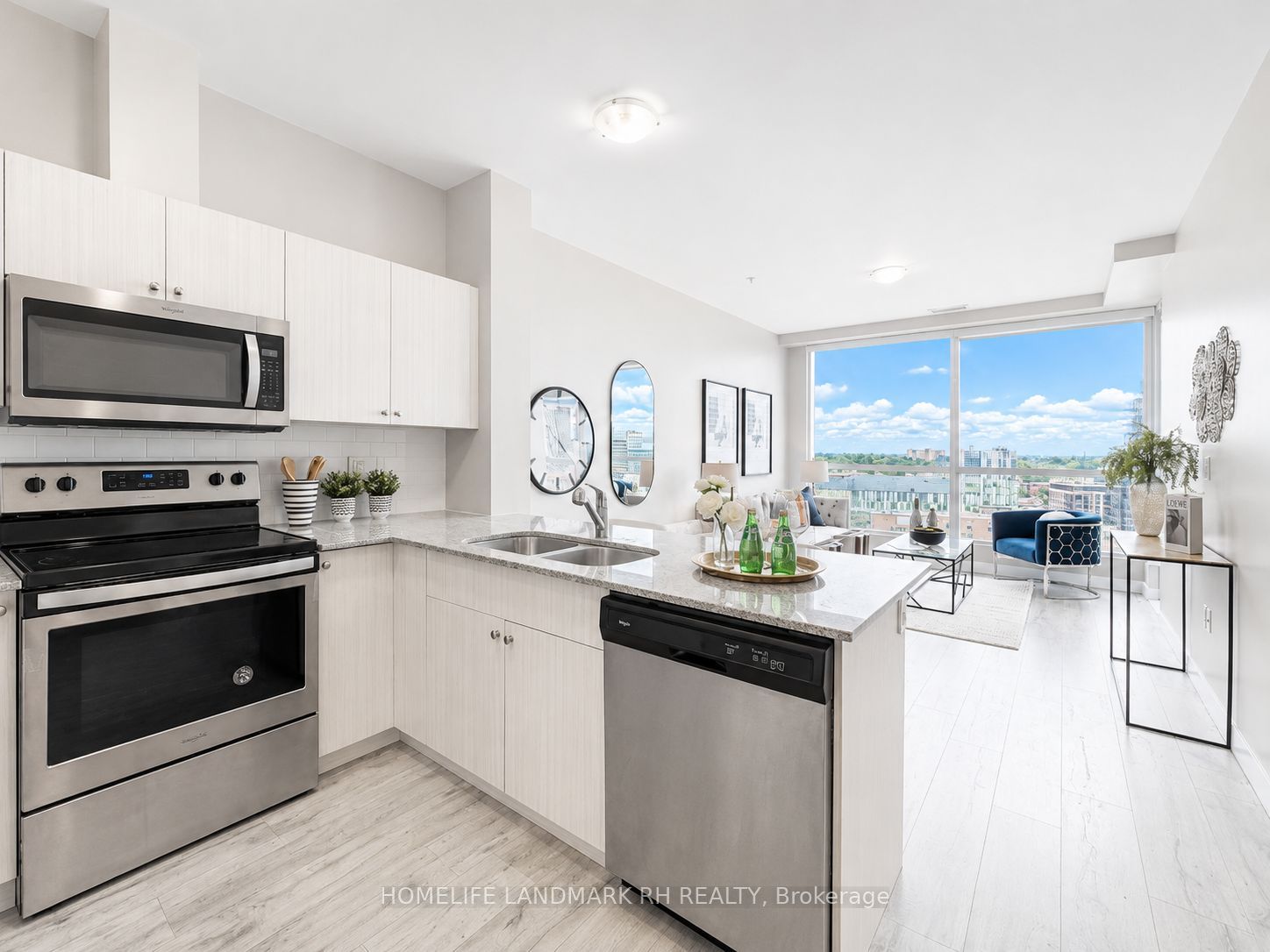 100 Garment Street 1210 Property Photo 15
