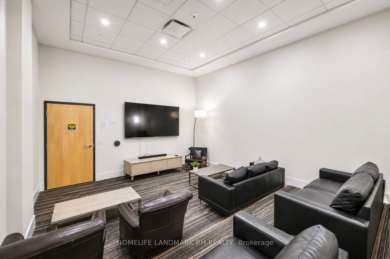 100 Garment Street 1210 Property Photo 24