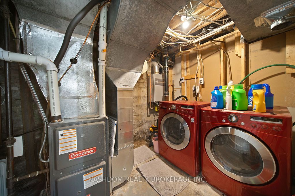 82 Whitney Avenue Property Photo 22