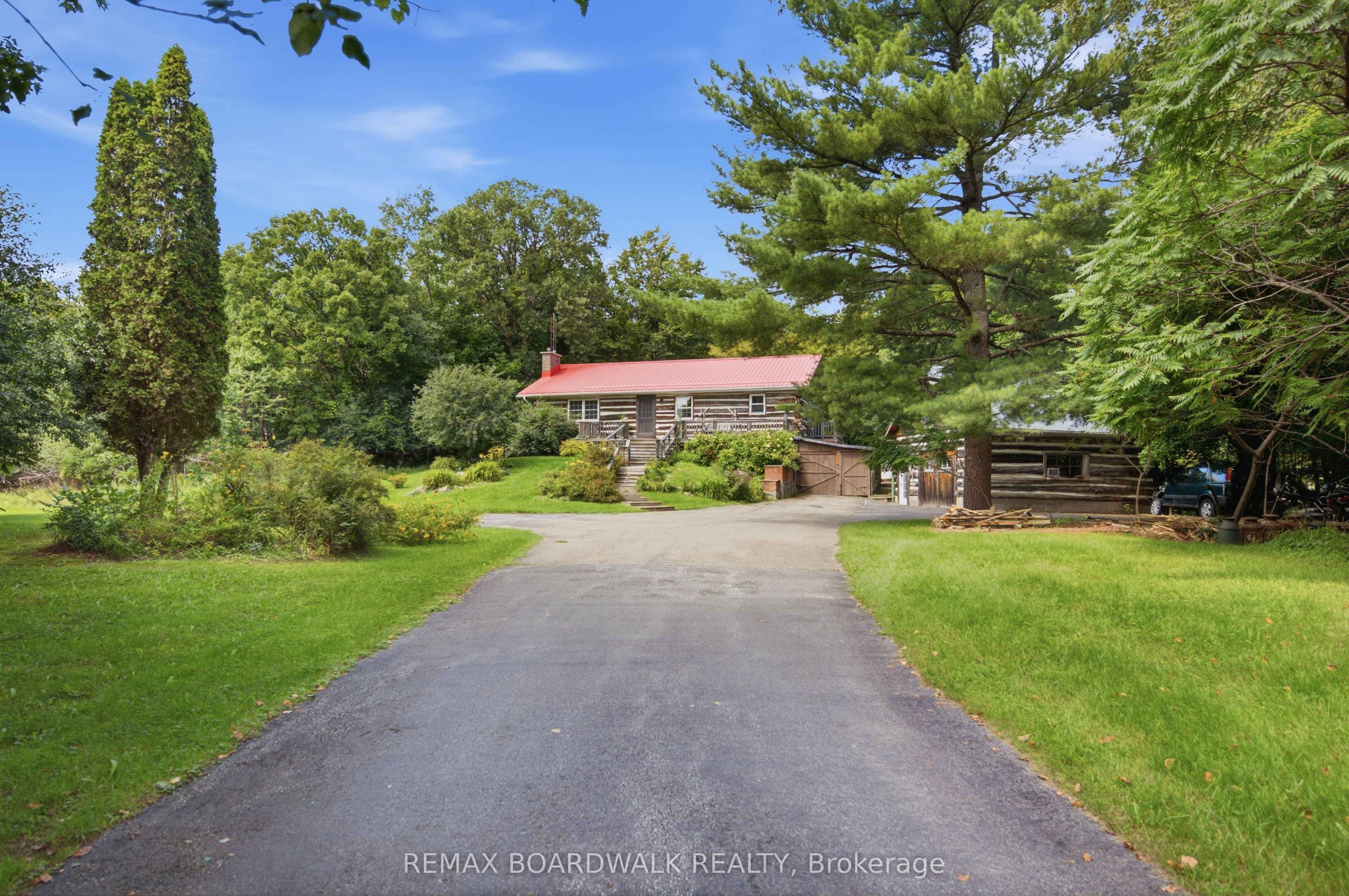 394 Kenyon Road Property Photo 1