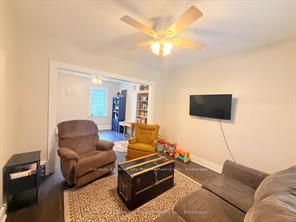 120 Second Avenue W Property Photo 7