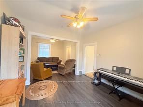 120 Second Avenue W Property Photo 11