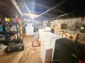 120 Second Avenue W Property Photo 28