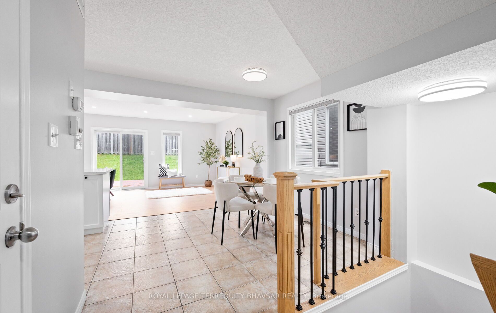 111 Parkvale Drive Property Photo 15
