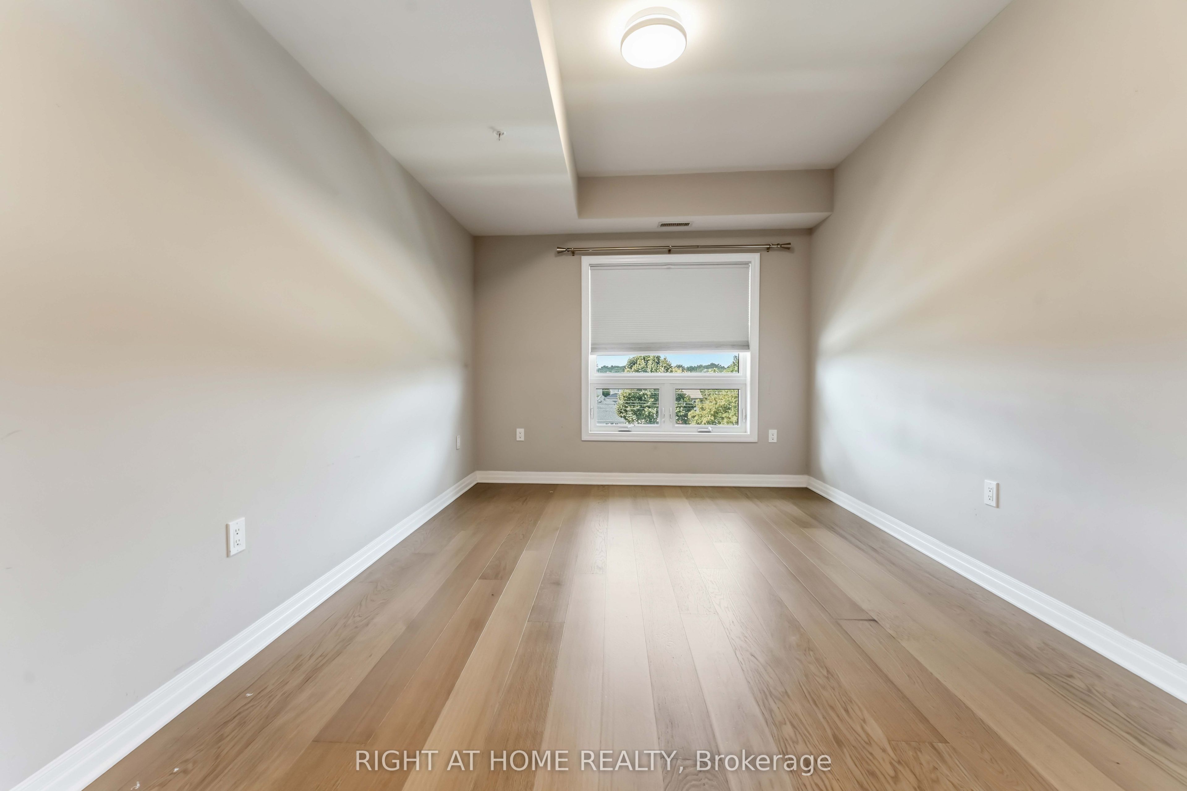 200 Winterfell Private 405 Property Photo 16