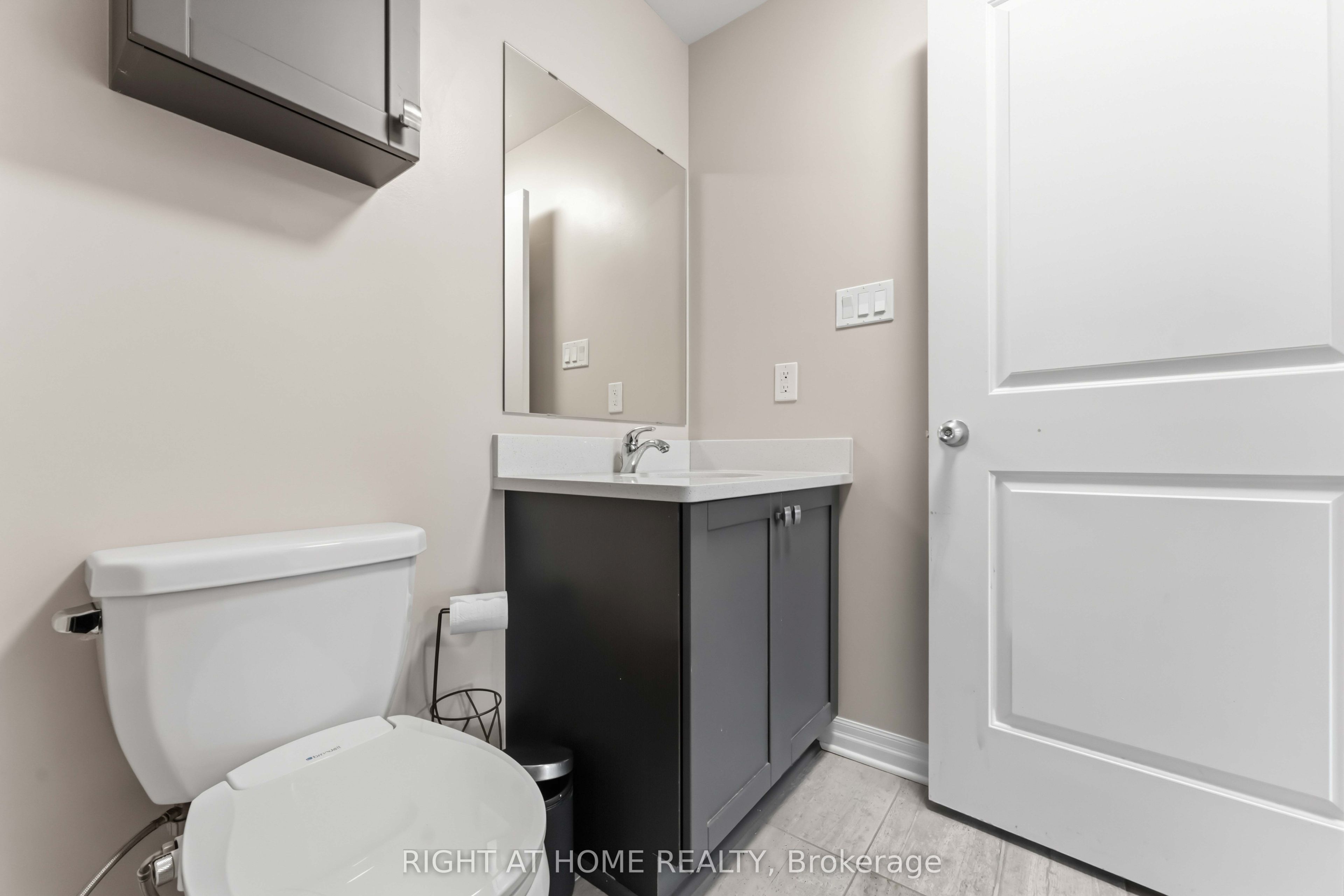 200 Winterfell Private 405 Property Photo 19
