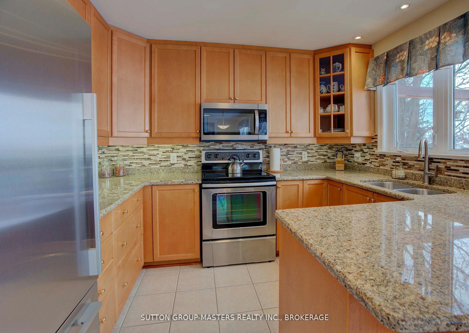24 Glenora Drive Property Photo 16