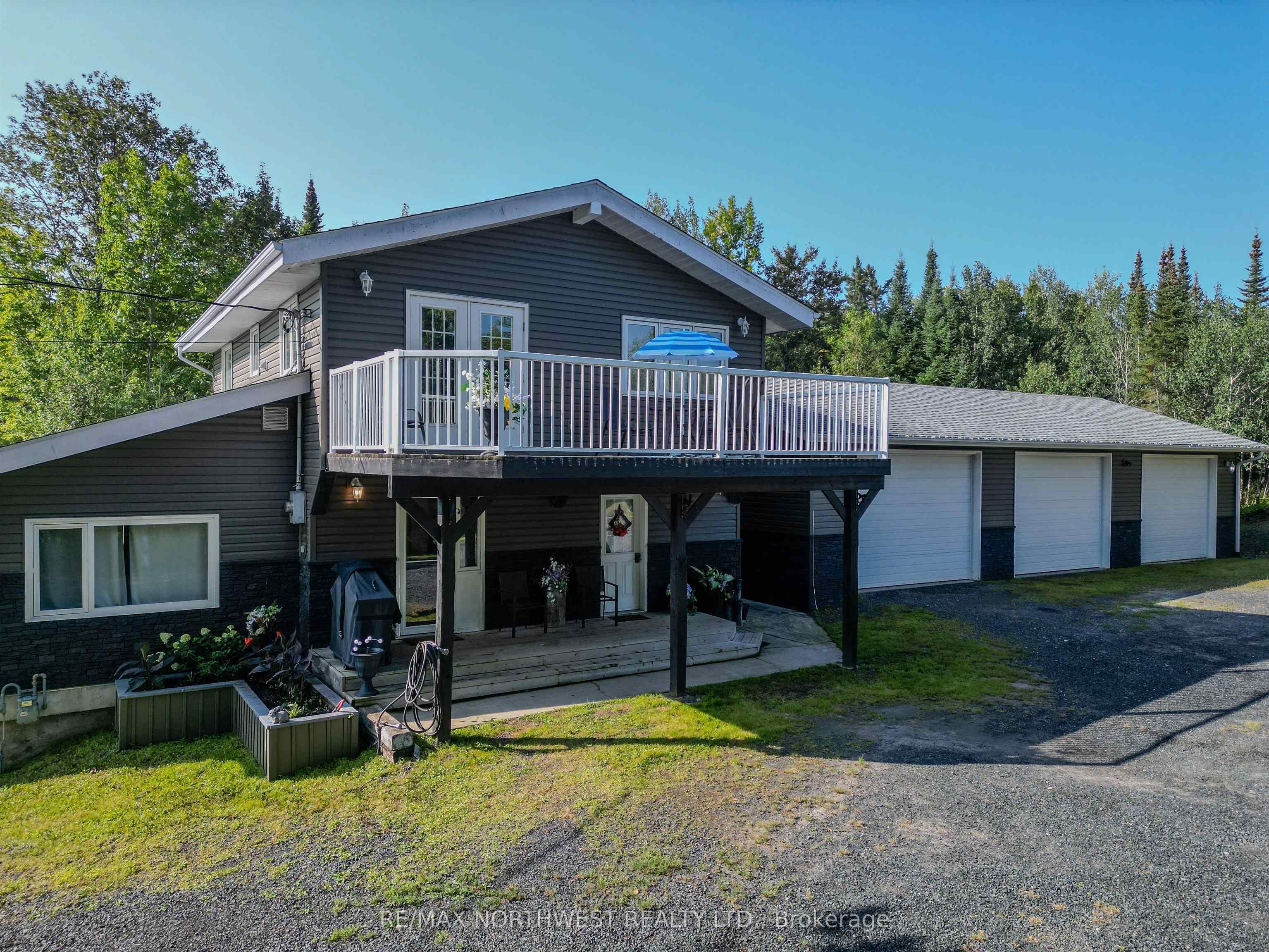 1829 Highway 17 West Property Photo 1