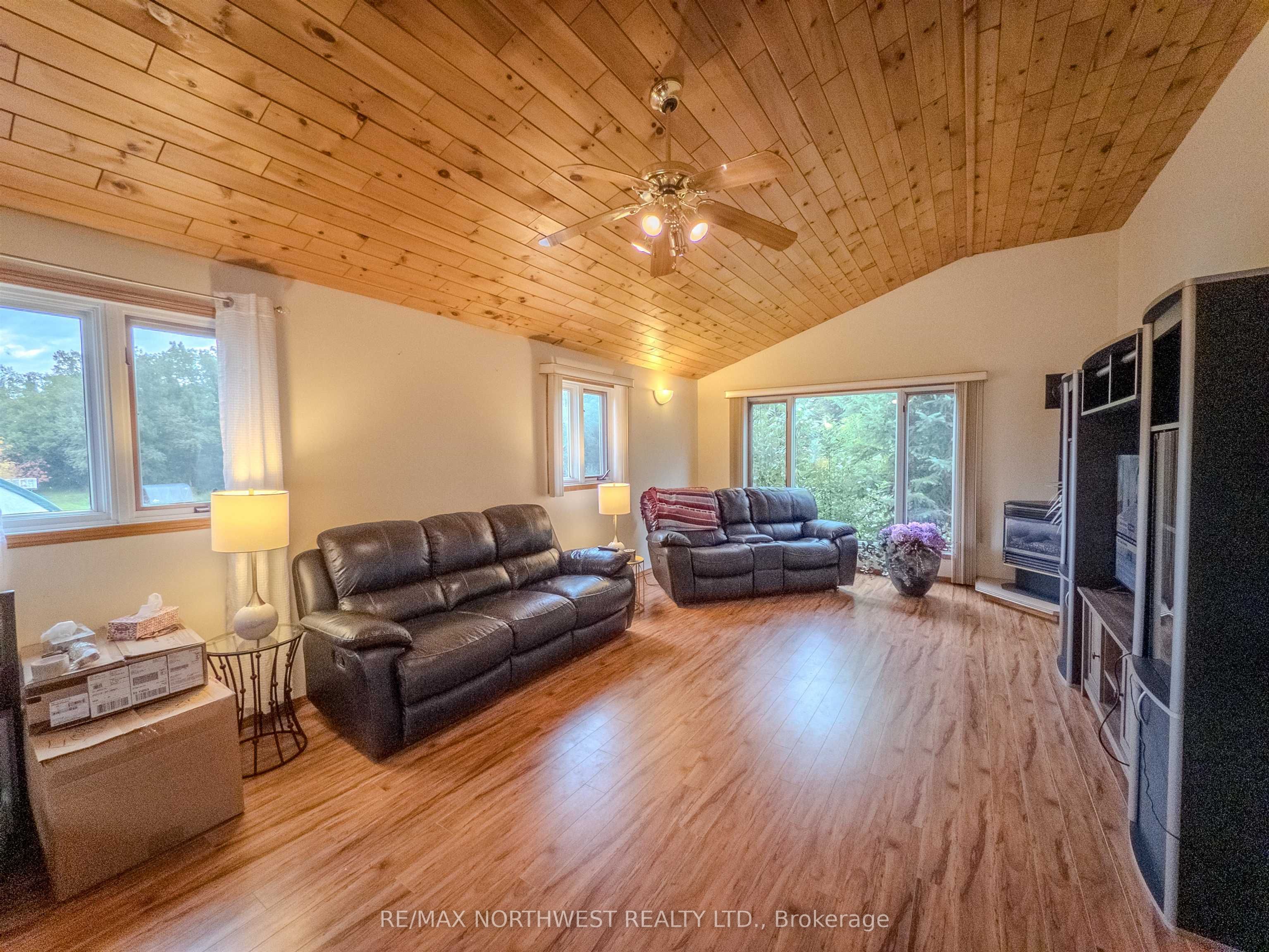 1829 Highway 17 West Property Photo 13