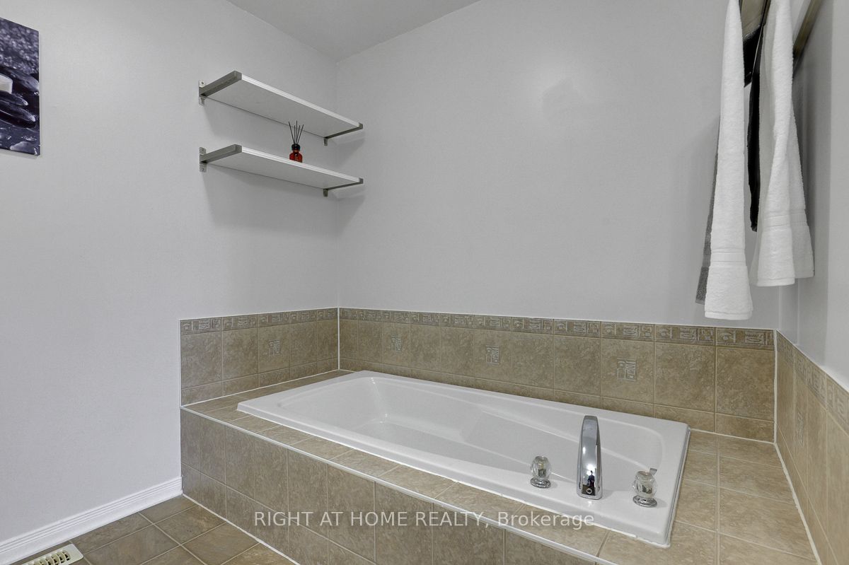70 Frieday Street Property Photo 23