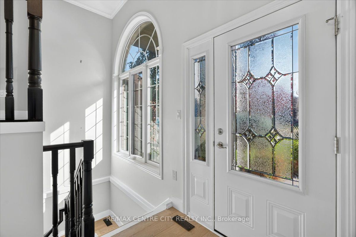 59 Bridle Path Property Photo 4