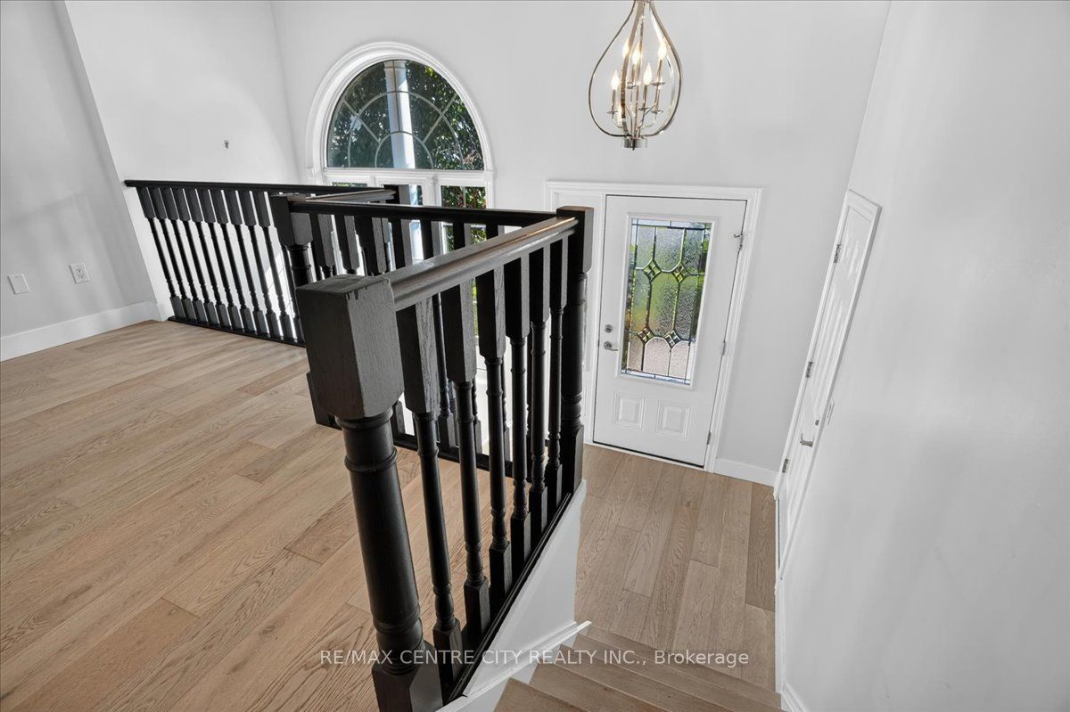 59 Bridle Path Property Photo 5