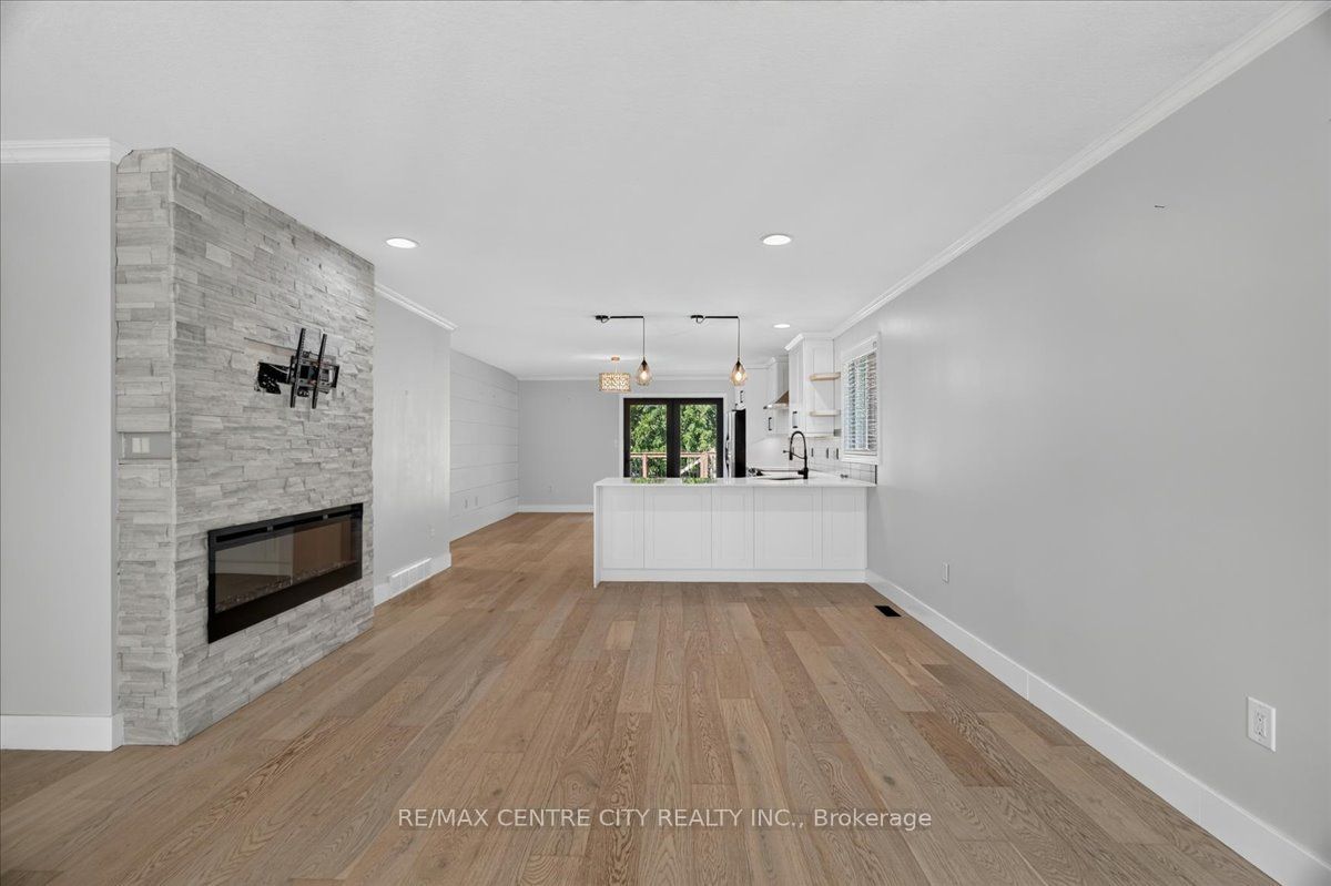 59 Bridle Path Property Photo 10