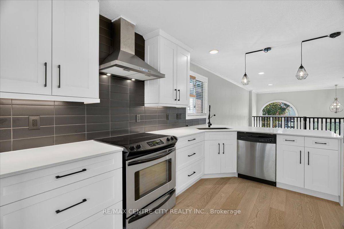 59 Bridle Path Property Photo 15