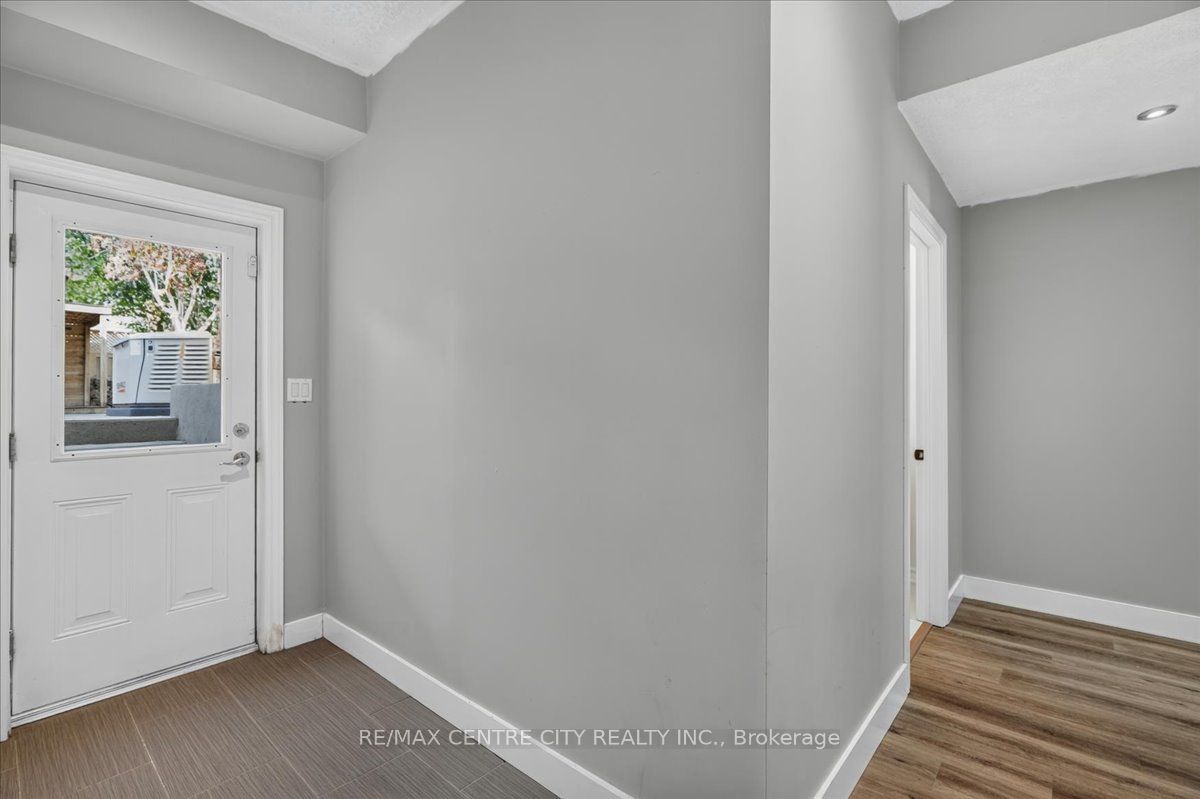 59 Bridle Path Property Photo 32