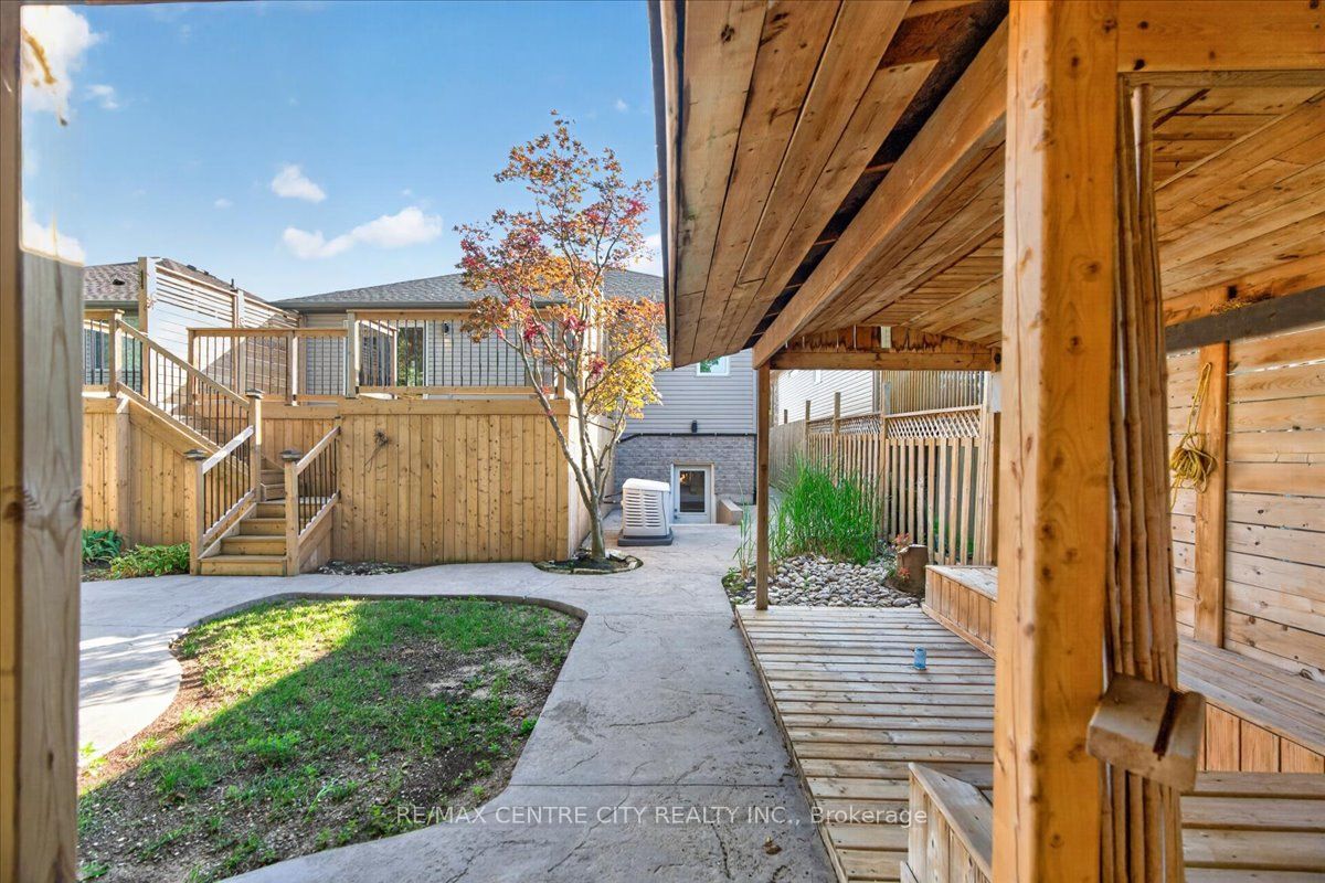 59 Bridle Path Property Photo 41