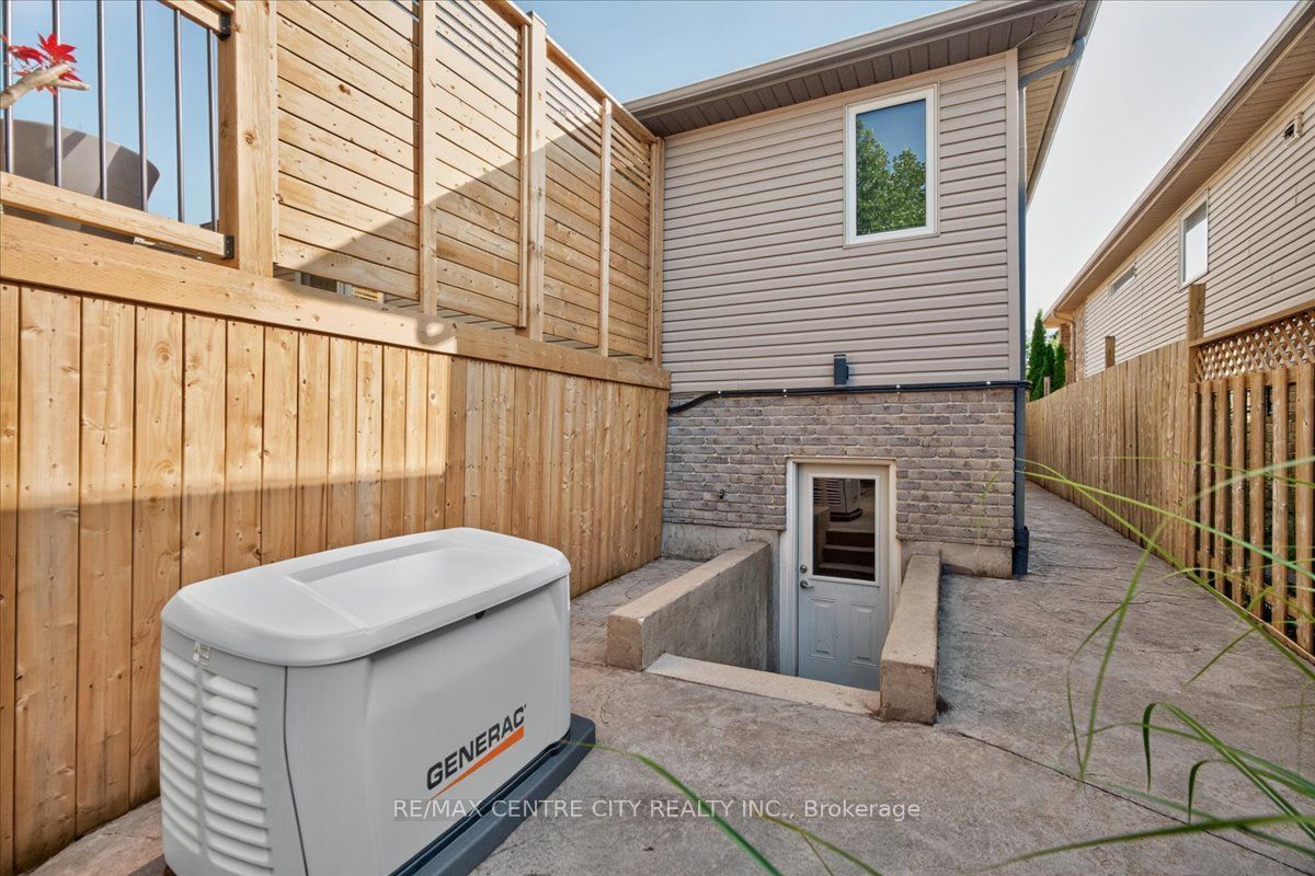 59 Bridle Path Property Photo 42