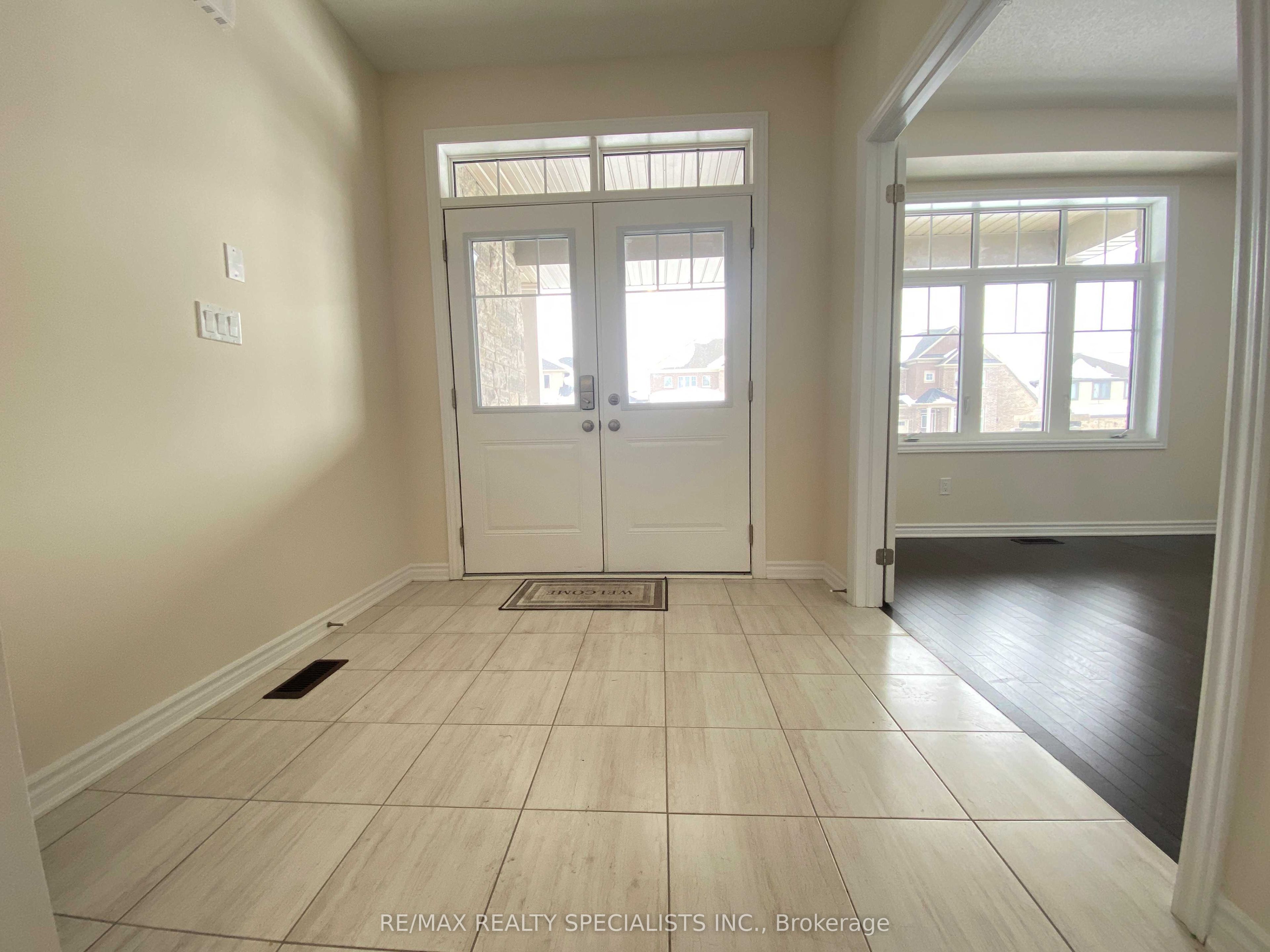 17 Oriole Crescent Property Photo 2