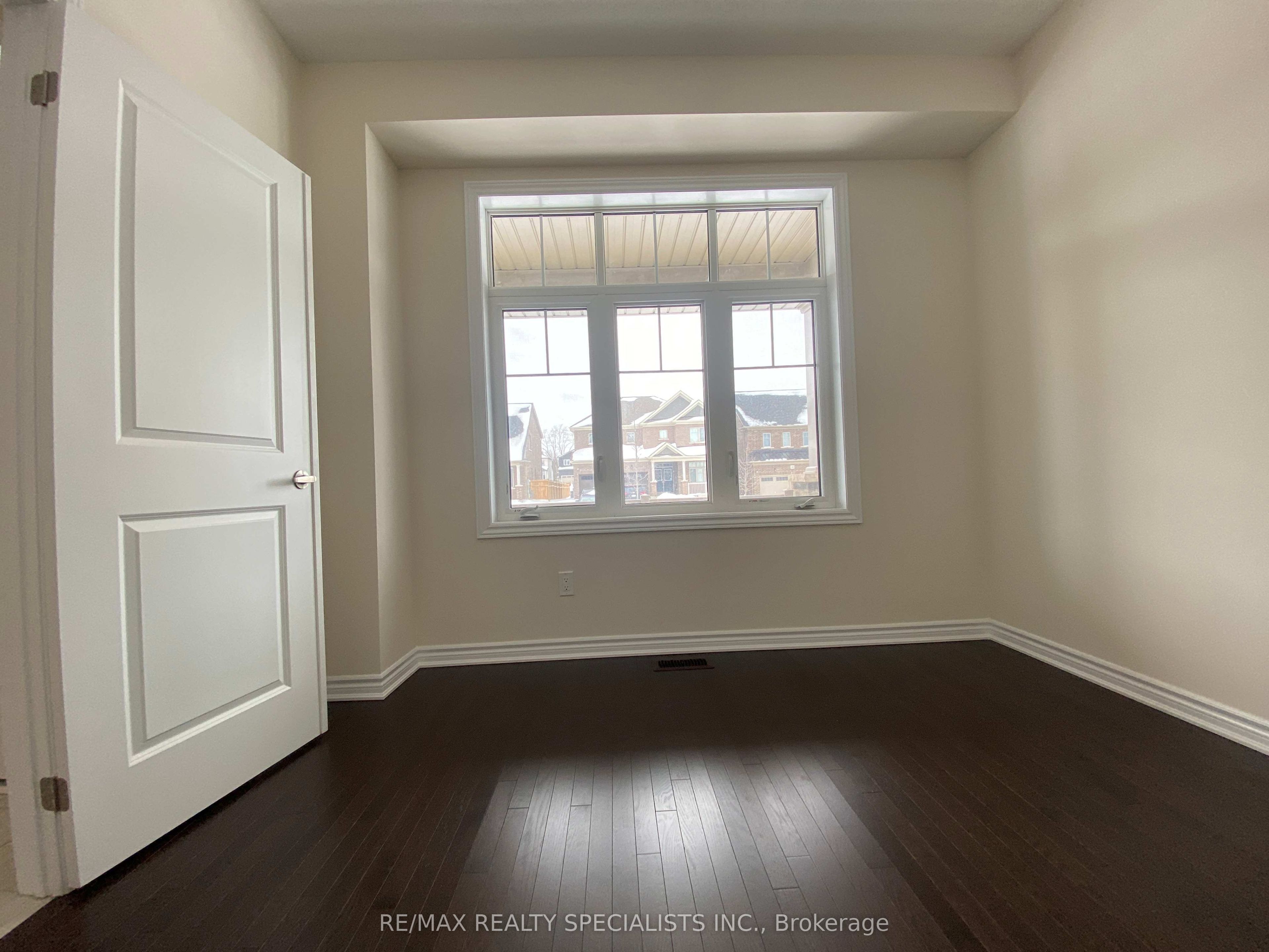 17 Oriole Crescent Property Photo 5