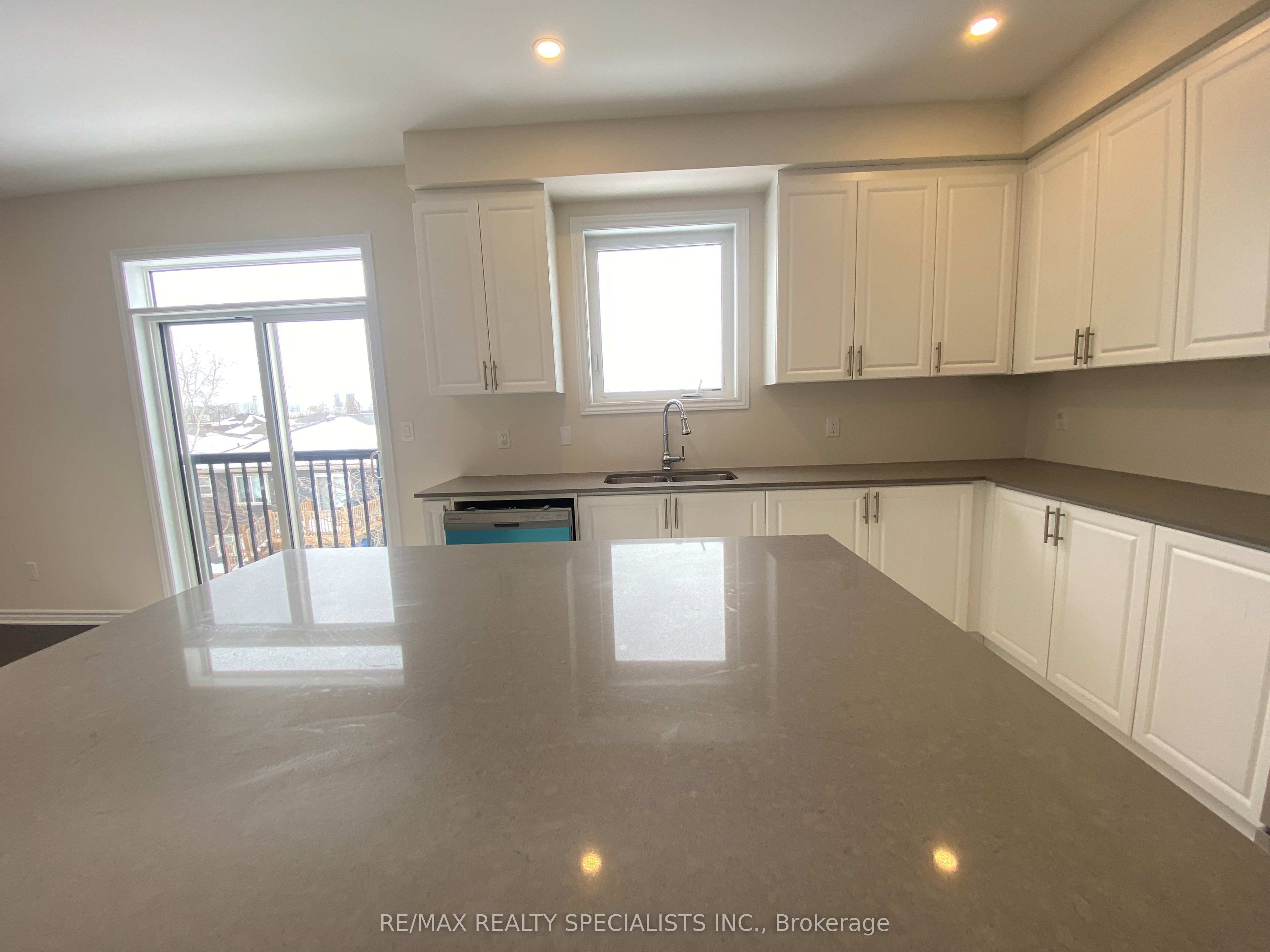17 Oriole Crescent Property Photo 13