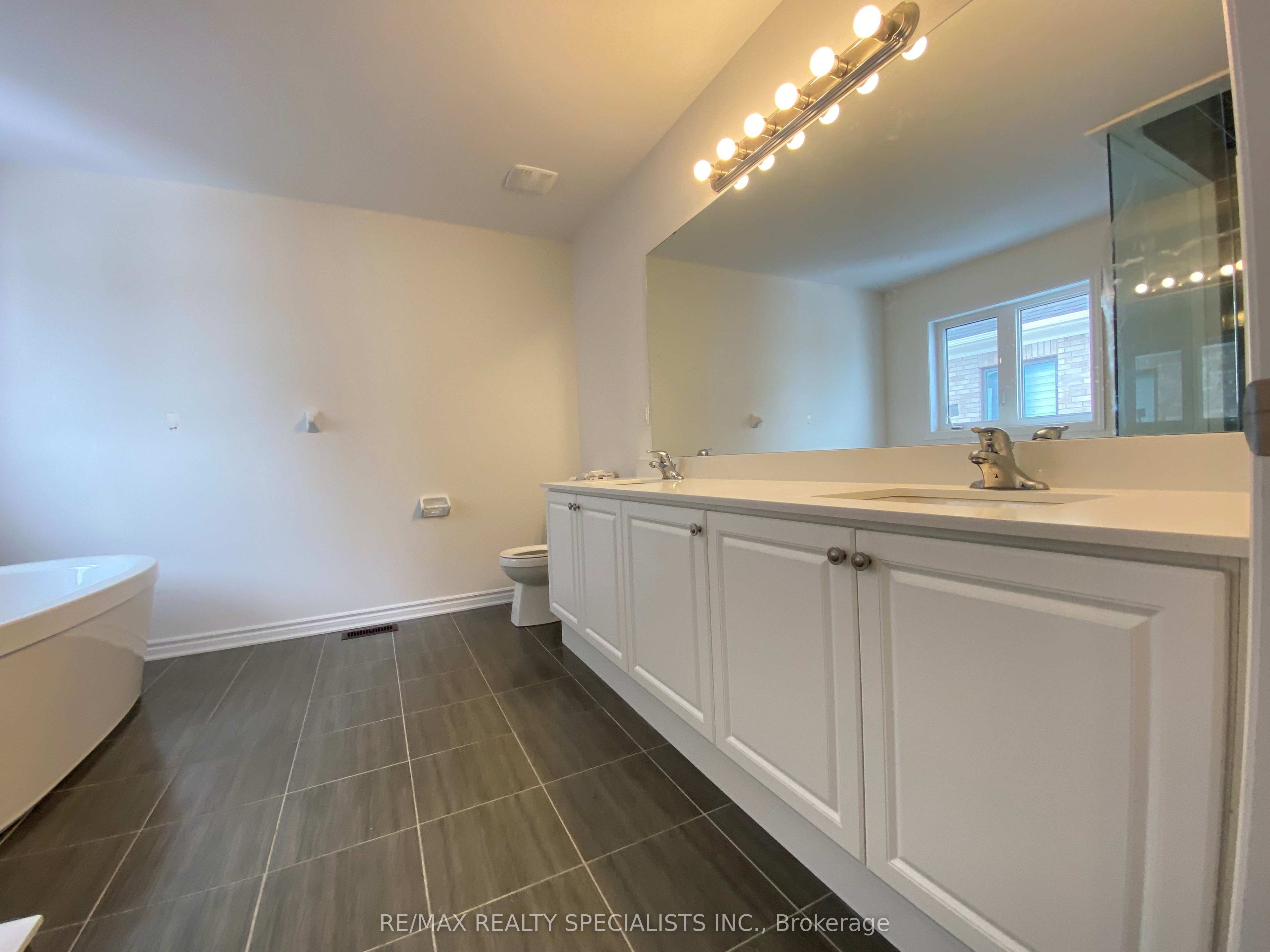 17 Oriole Crescent Property Photo 23