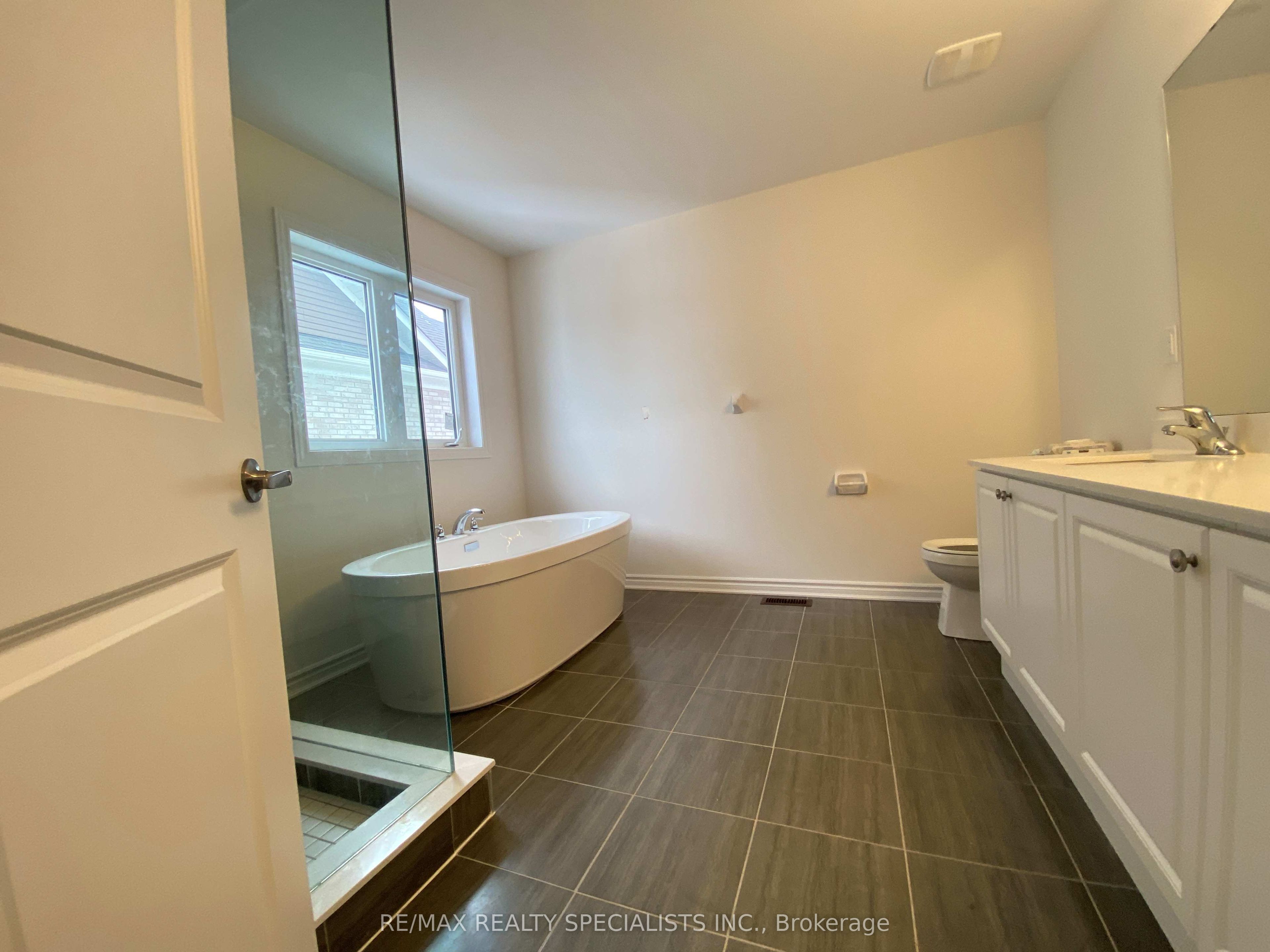 17 Oriole Crescent Property Photo 24