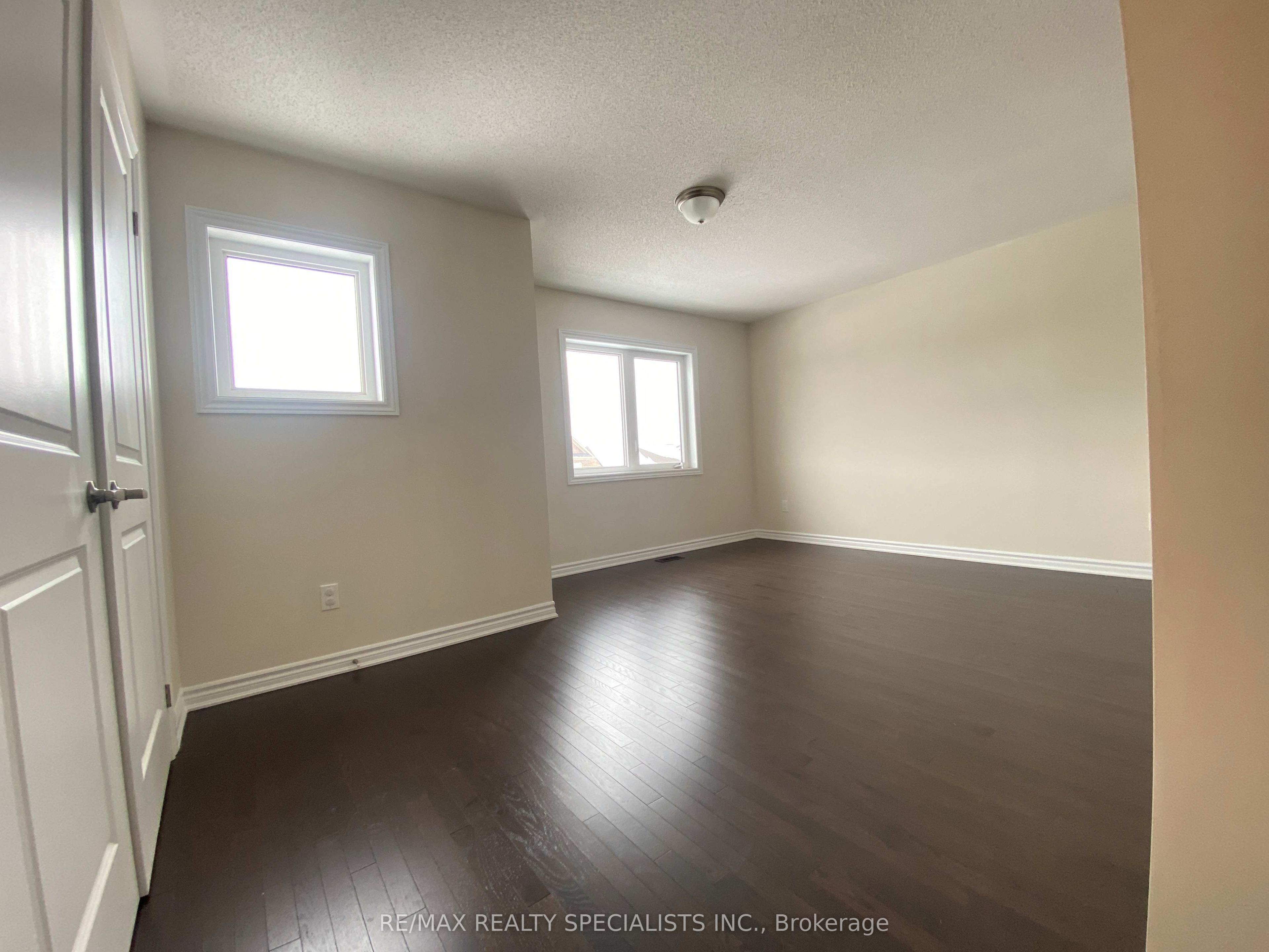 17 Oriole Crescent Property Photo 27