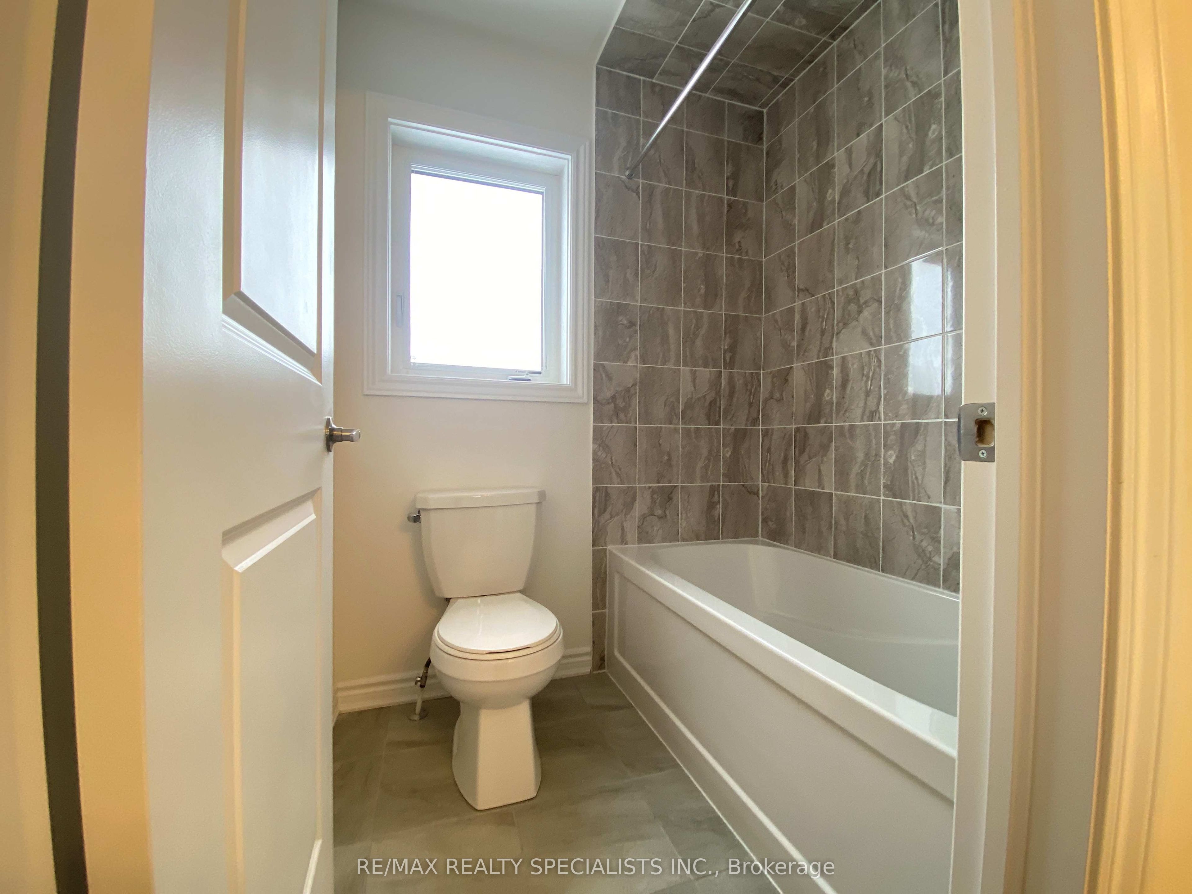 17 Oriole Crescent Property Photo 31