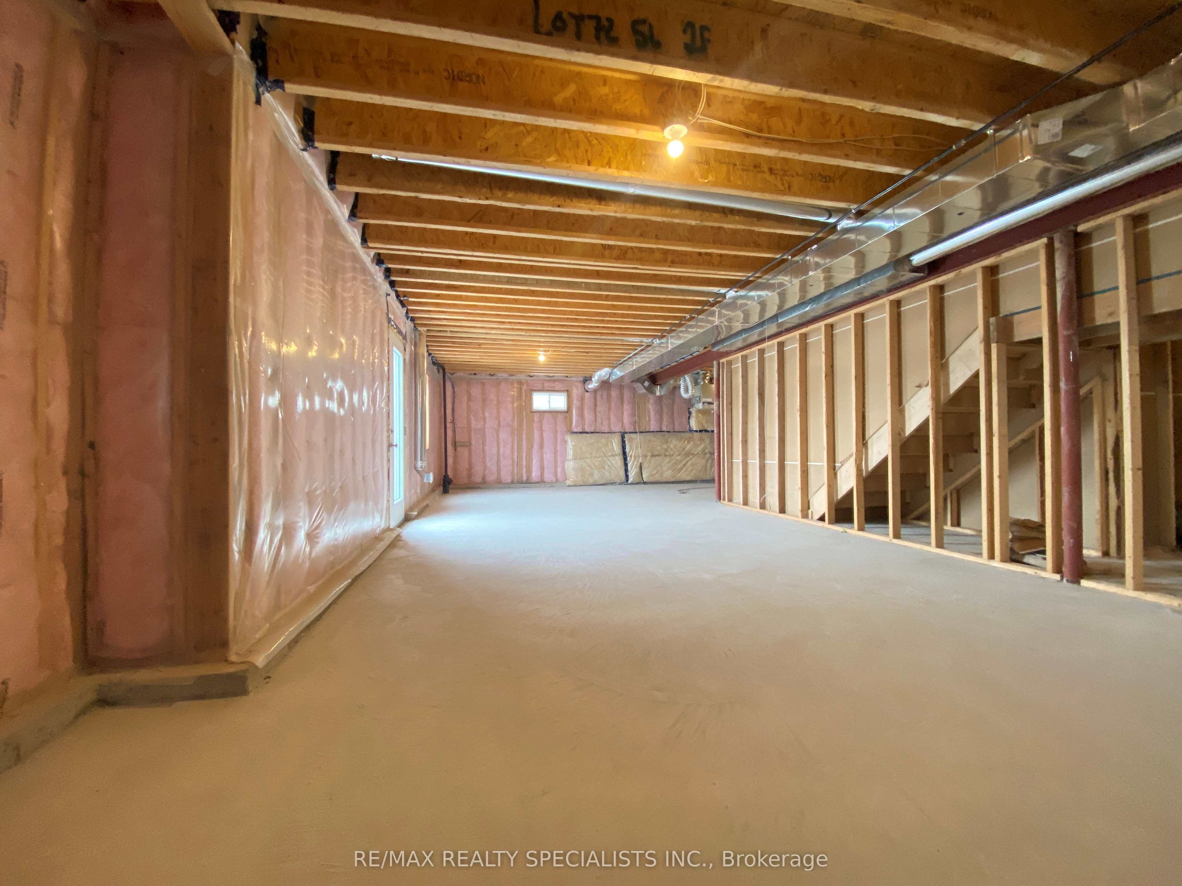17 Oriole Crescent Property Photo 34