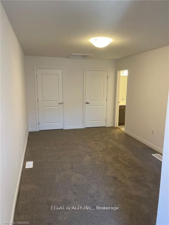 61 -135 Soho Street Property Photo 7