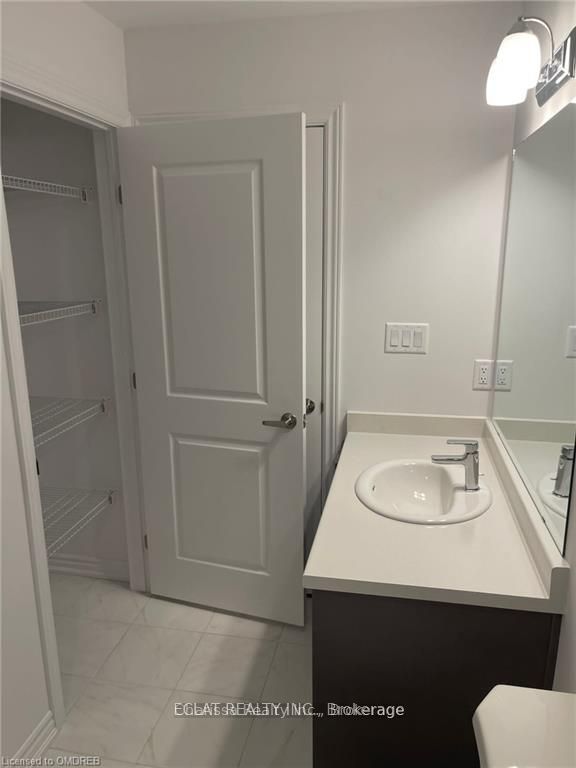 61 -135 Soho Street Property Photo 13