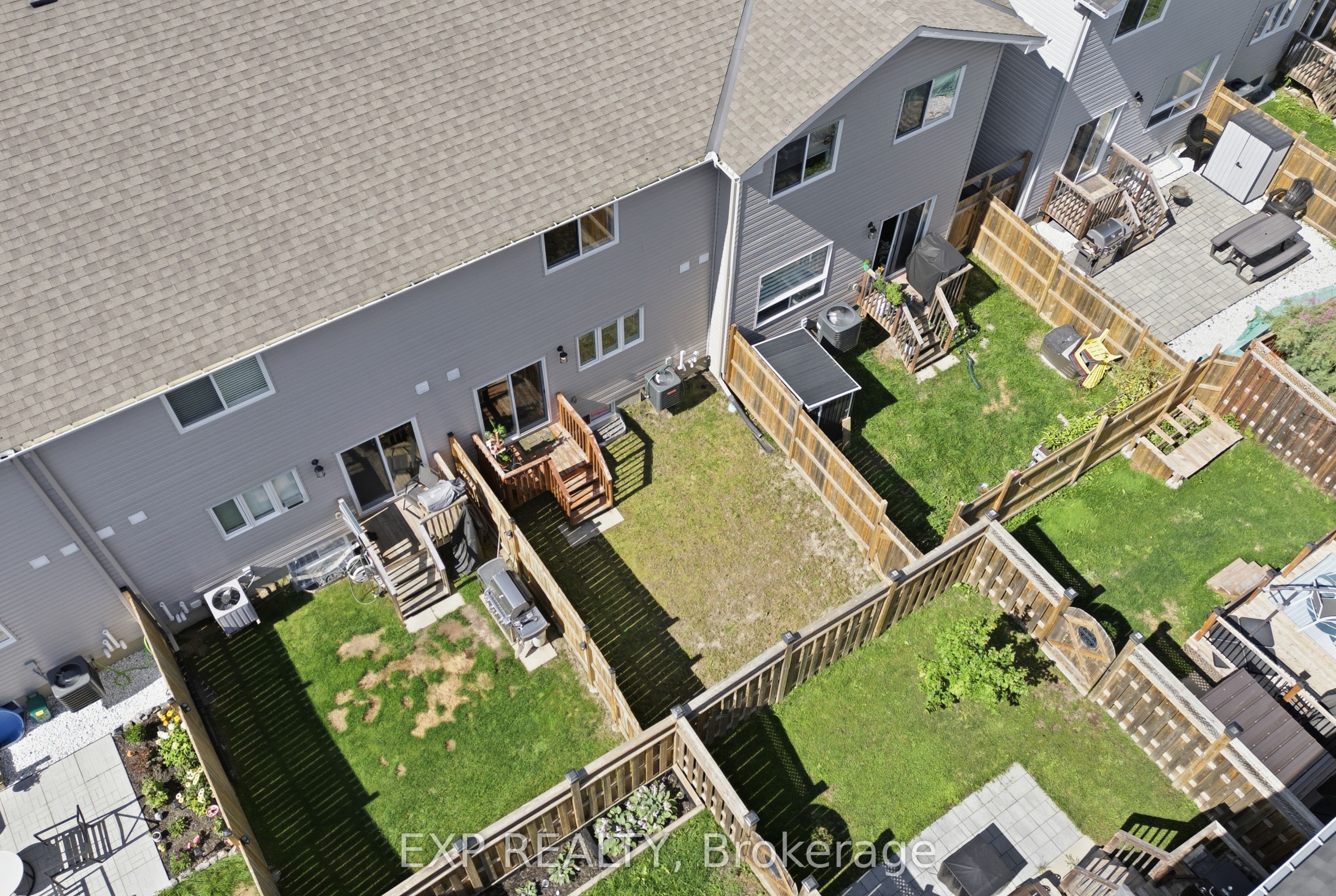 42 Vimy Ridge Crescent Property Photo 24