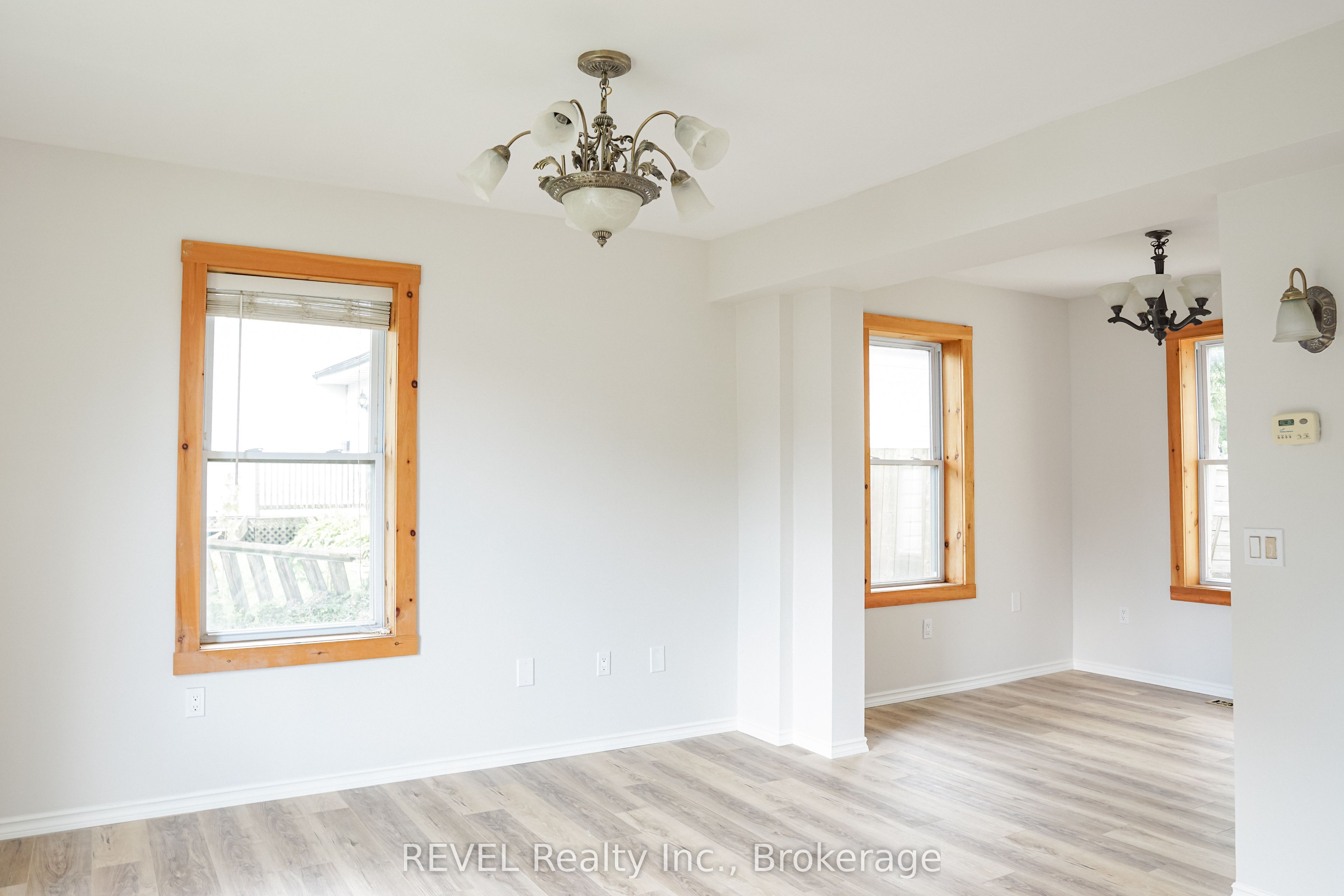 387 Glendale Avenue Property Photo 5