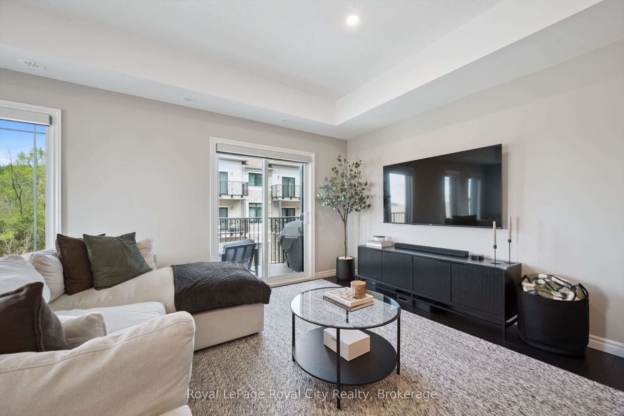 107 Westra Drive 58 Property Photo 18