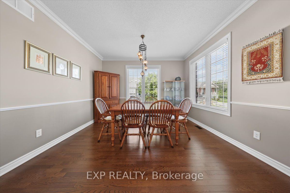 3237 Harvester Road Property Photo 6
