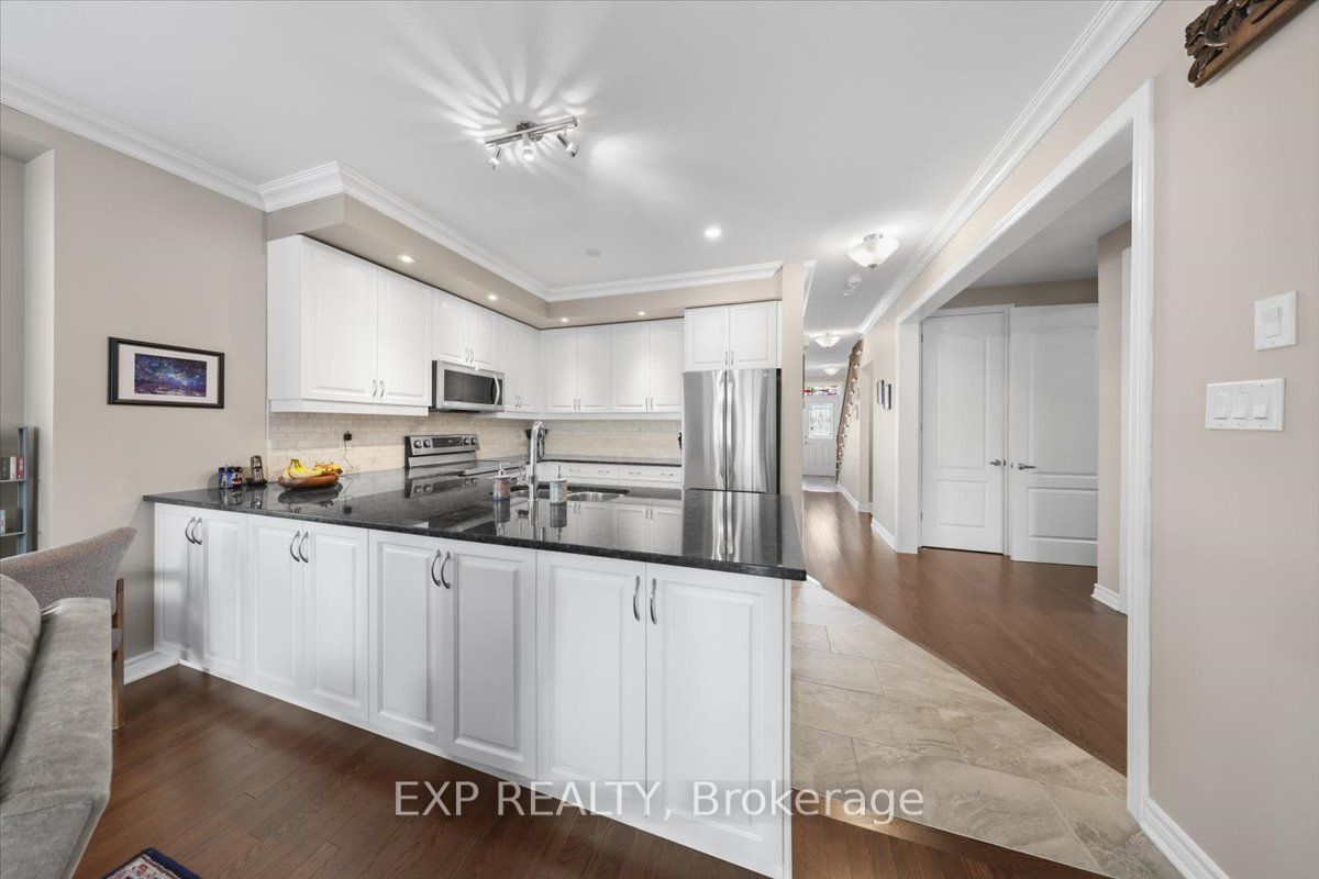 3237 Harvester Road Property Photo 10