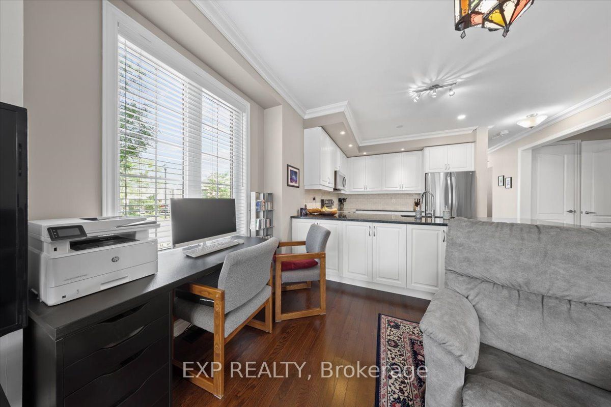 3237 Harvester Road Property Photo 13