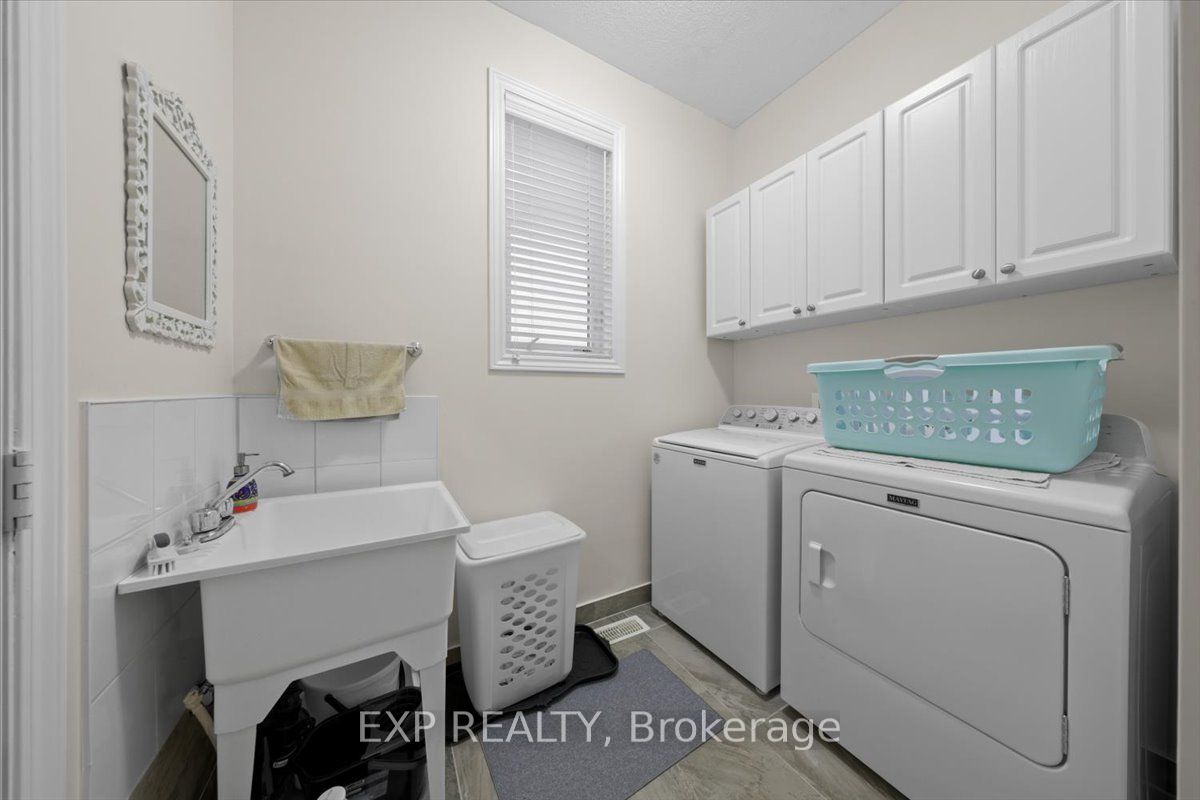 3237 Harvester Road Property Photo 19
