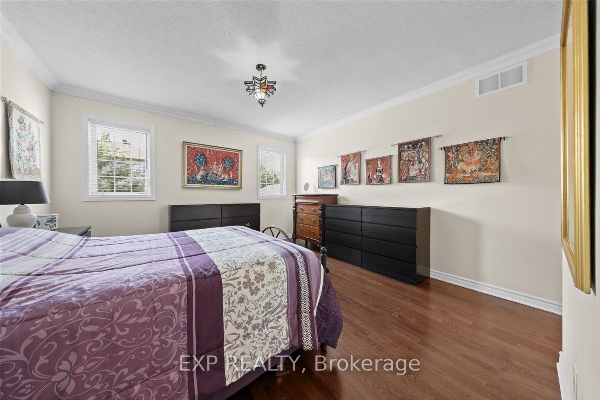 3237 Harvester Road Property Photo 22