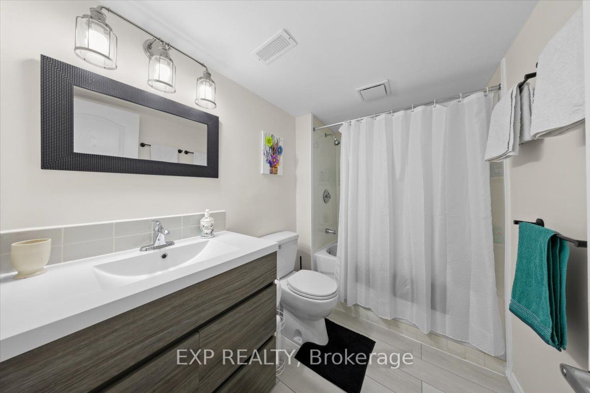 3237 Harvester Road Property Photo 28