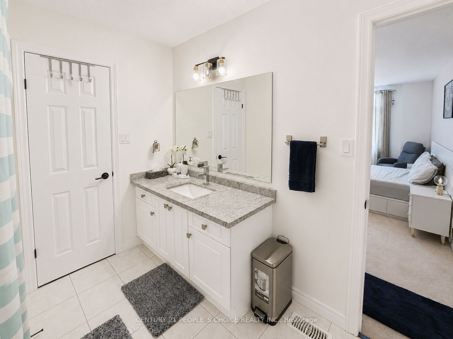 504 Doon Drive S Property Photo 20