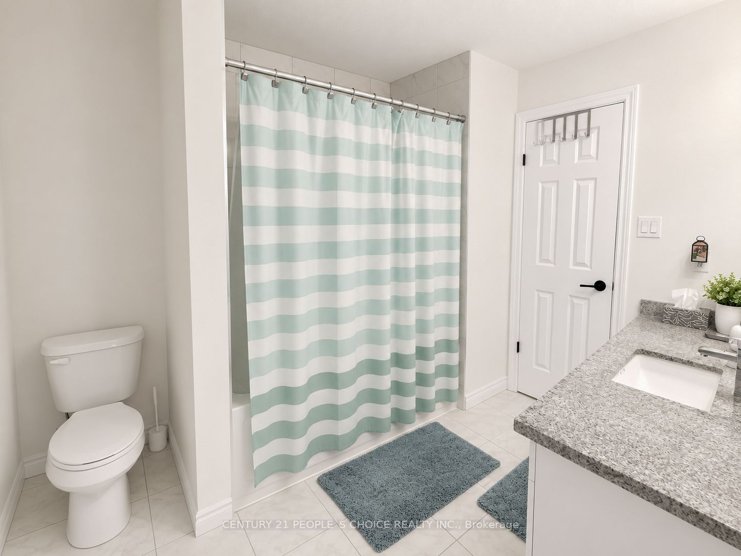 504 Doon Drive S Property Photo 21