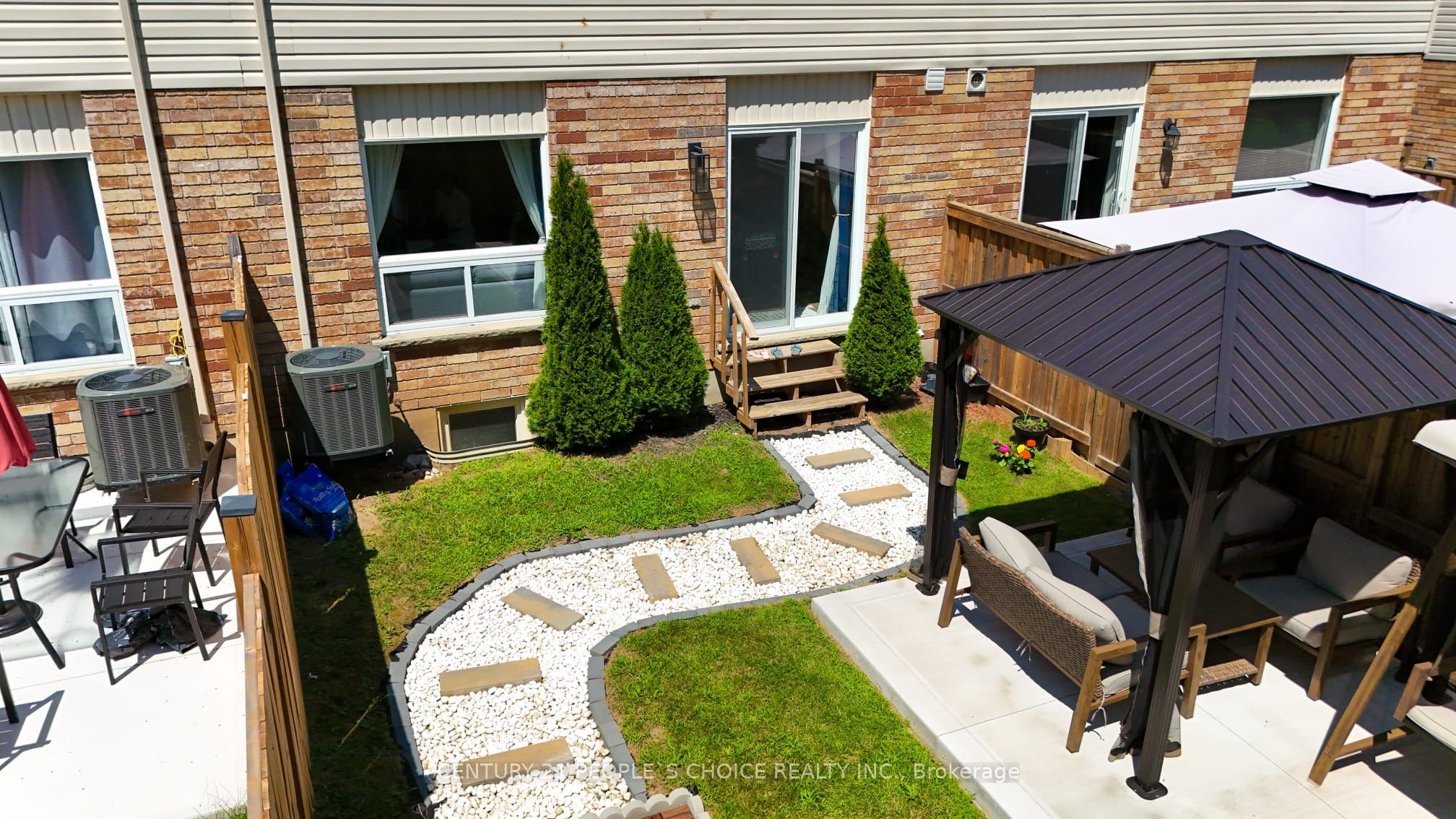 504 Doon Drive S Property Photo 34