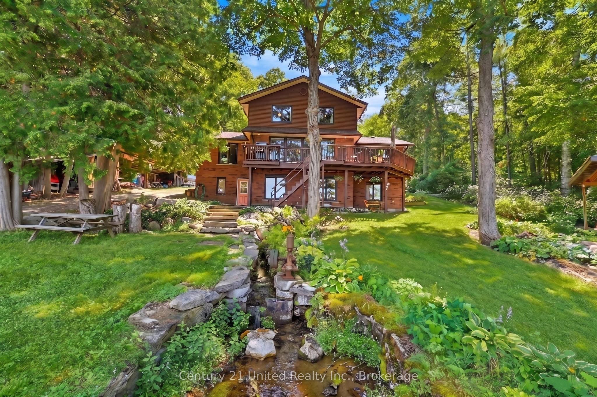 113 Sugarbush Crescent Property Photo 3