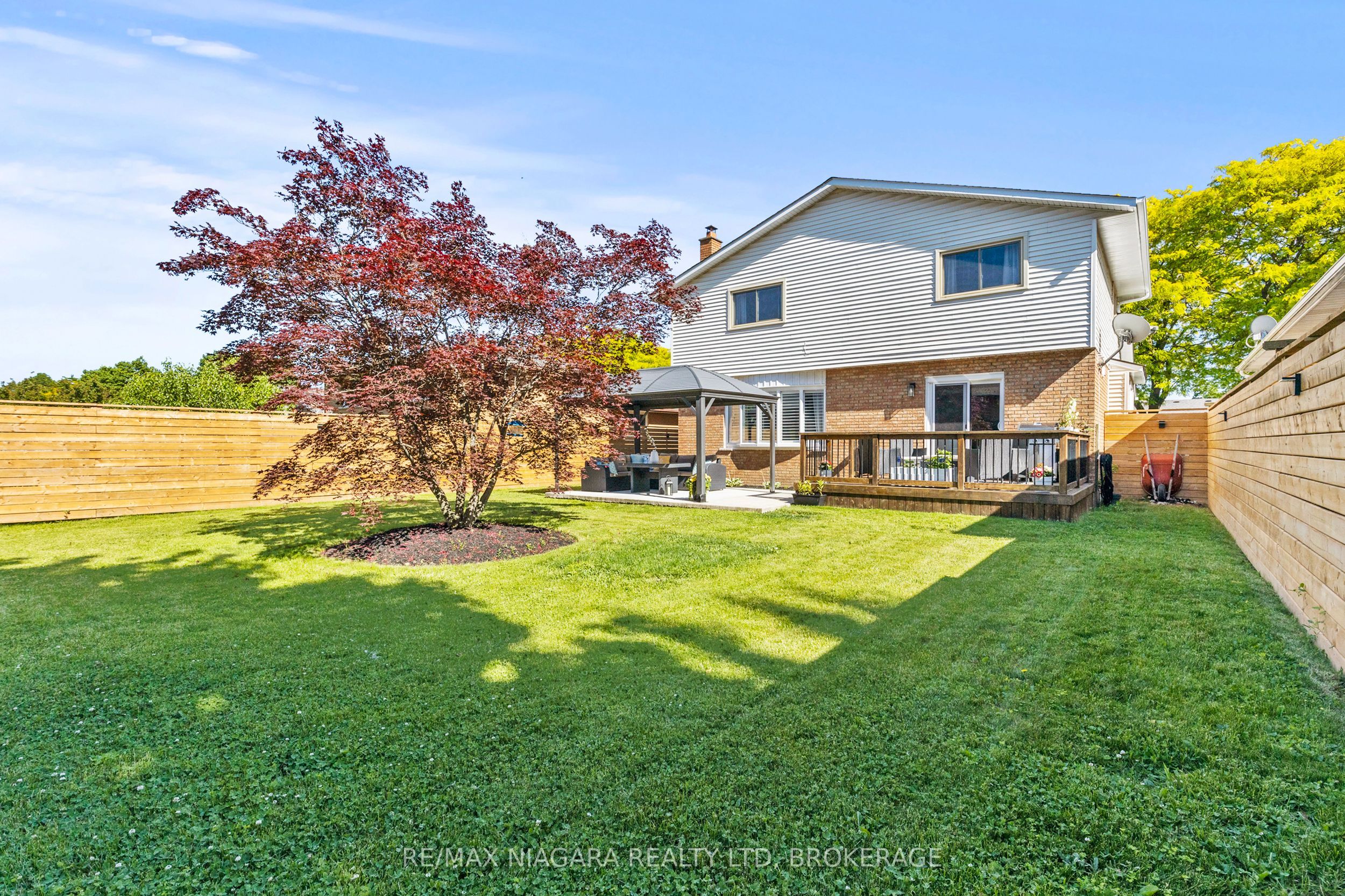 30 Orlando Drive Property Photo 3